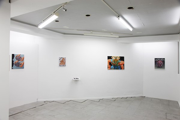 Image 3 of 33
