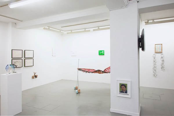 Image 4 of 44