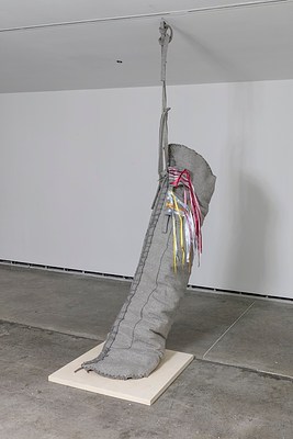 Image 3 of 19