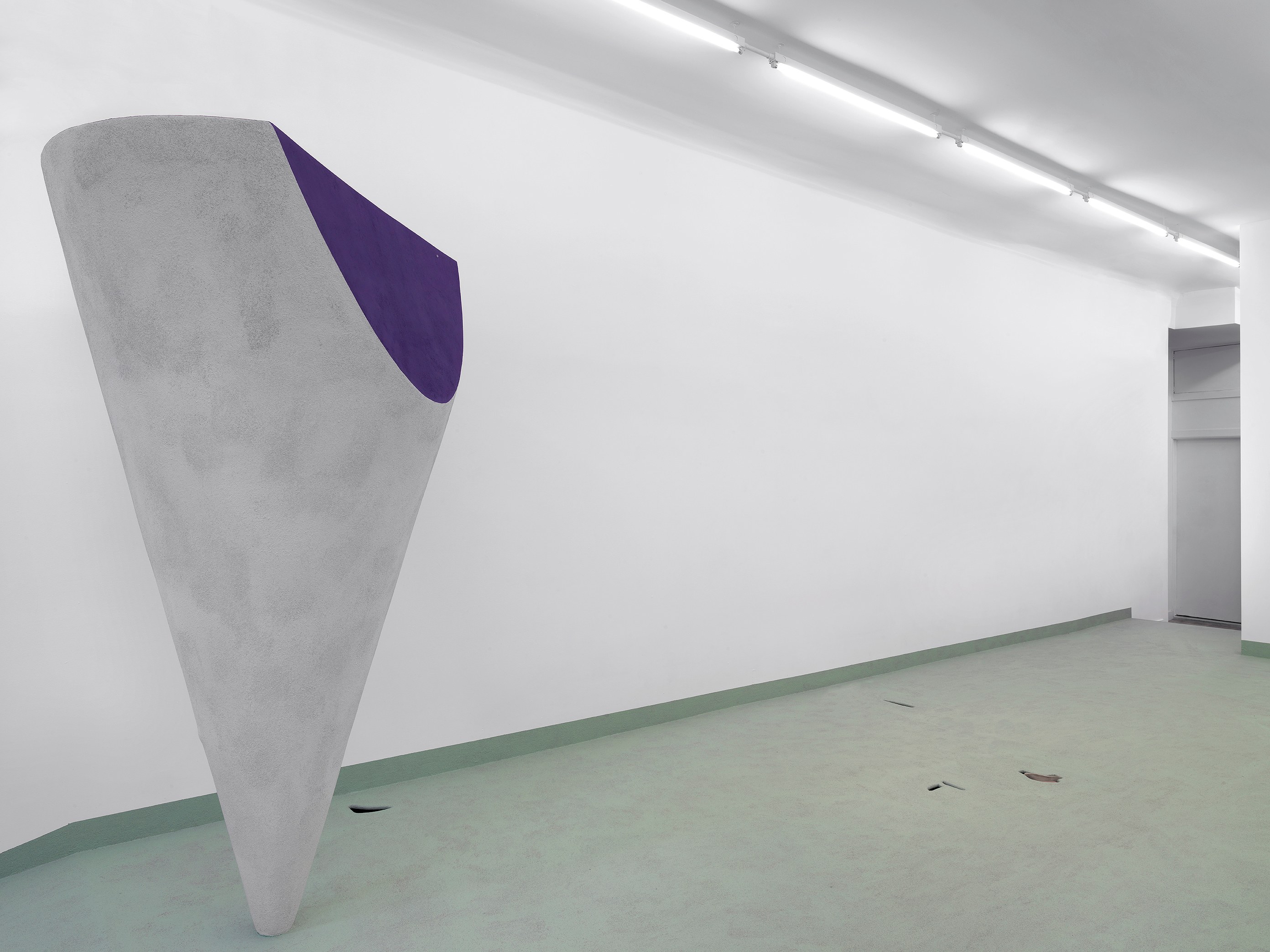 Installation view 5