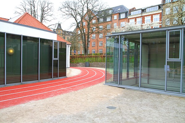 Image 3 of 9