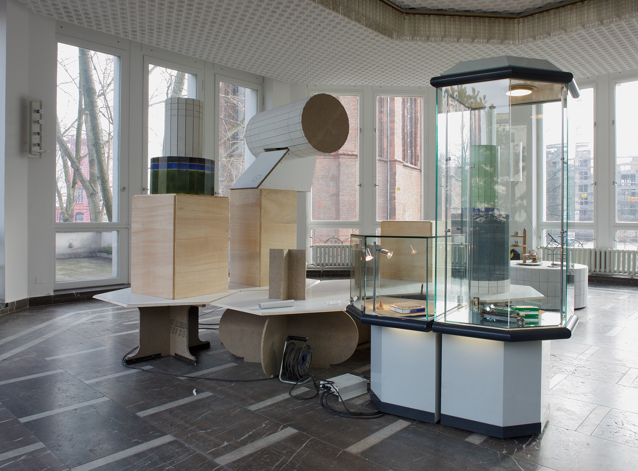 Manfred Pernice, Allgemeine Werkstatt Ausstellung at Schinkel Pavillon, photo 4