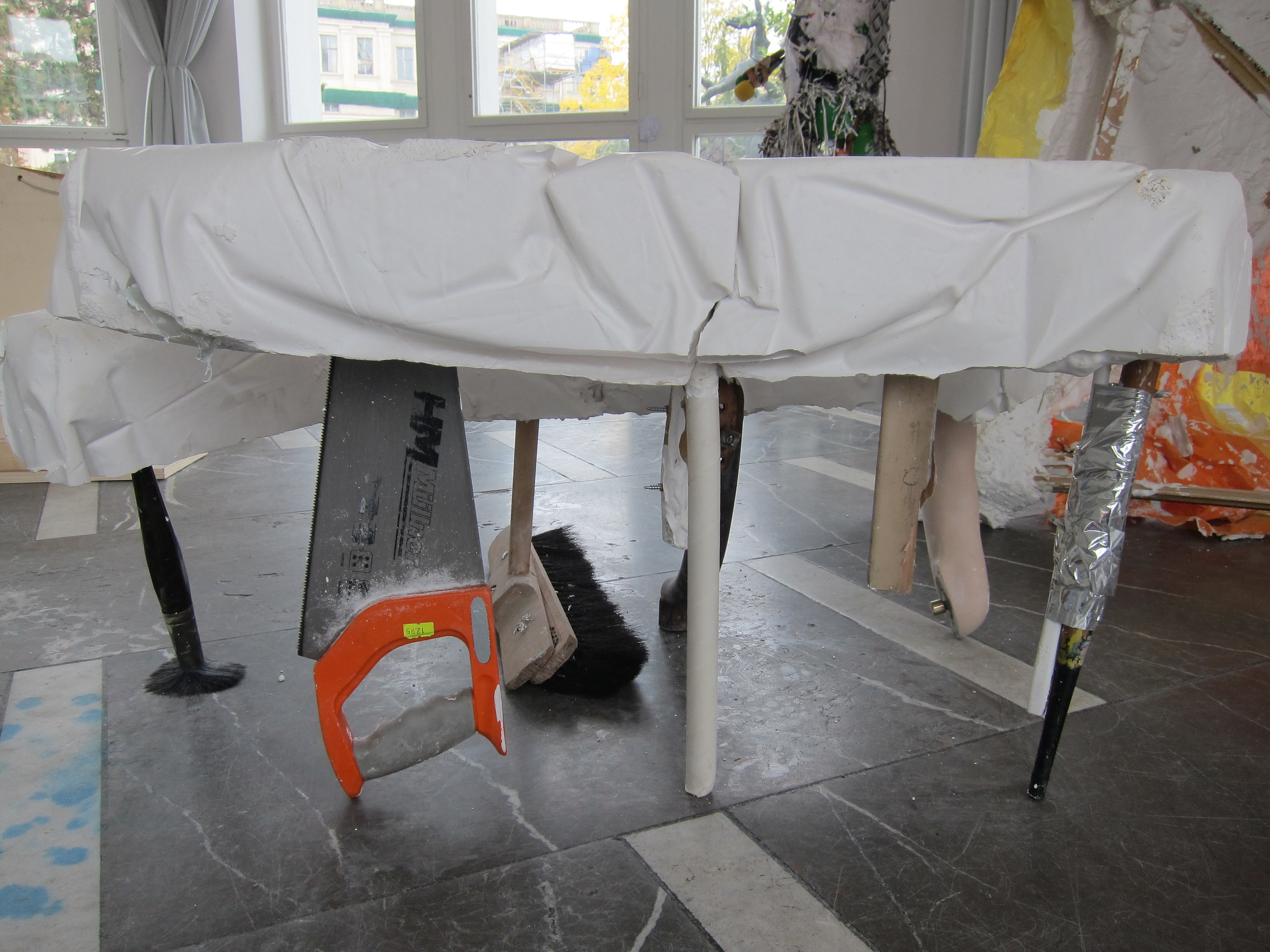 Gelitin, – Stop – Ana Ly Sing – Stop – at Schinkel Pavillon, photo 32