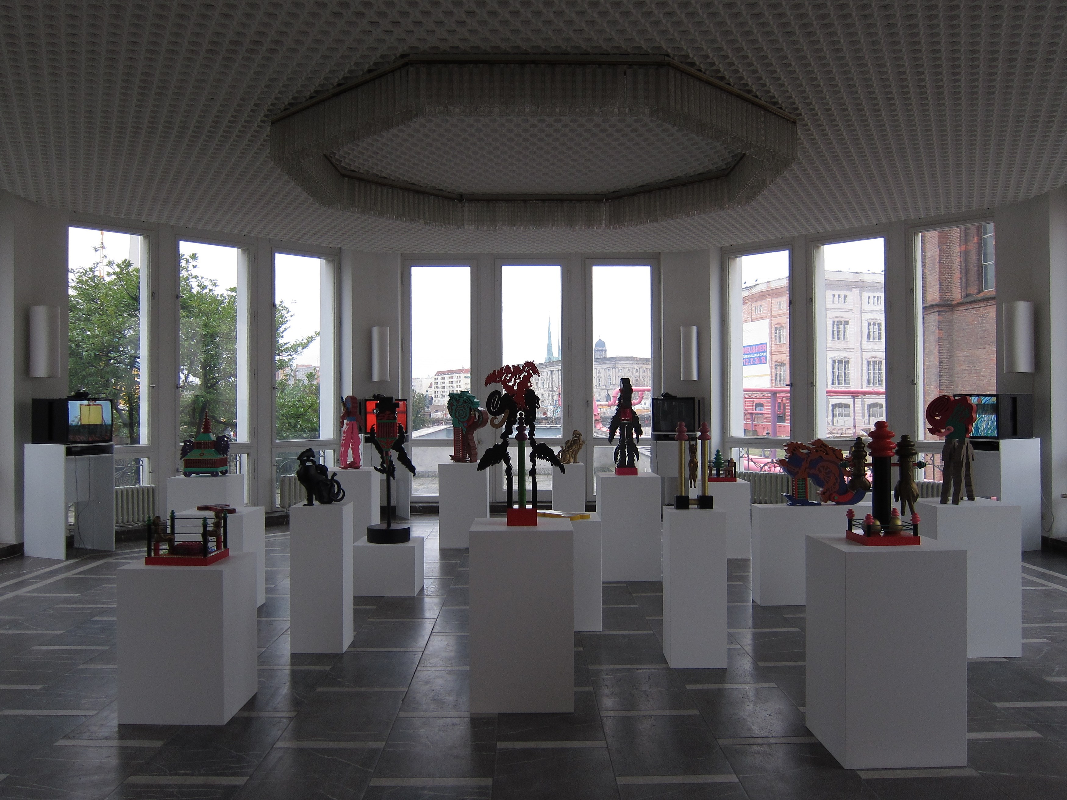 Keiichi Tanaami, No More War at Schinkel Pavillon, photo 7