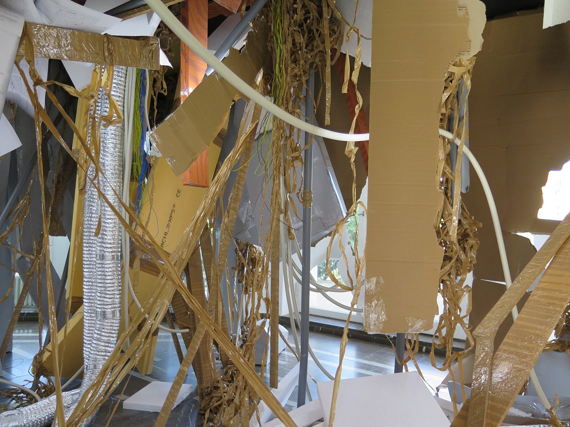 Thomas Hirschhorn, Höhere Gewalt at Schinkel Pavillon, photo 9
