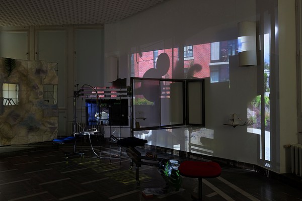 Image 3 of 8
