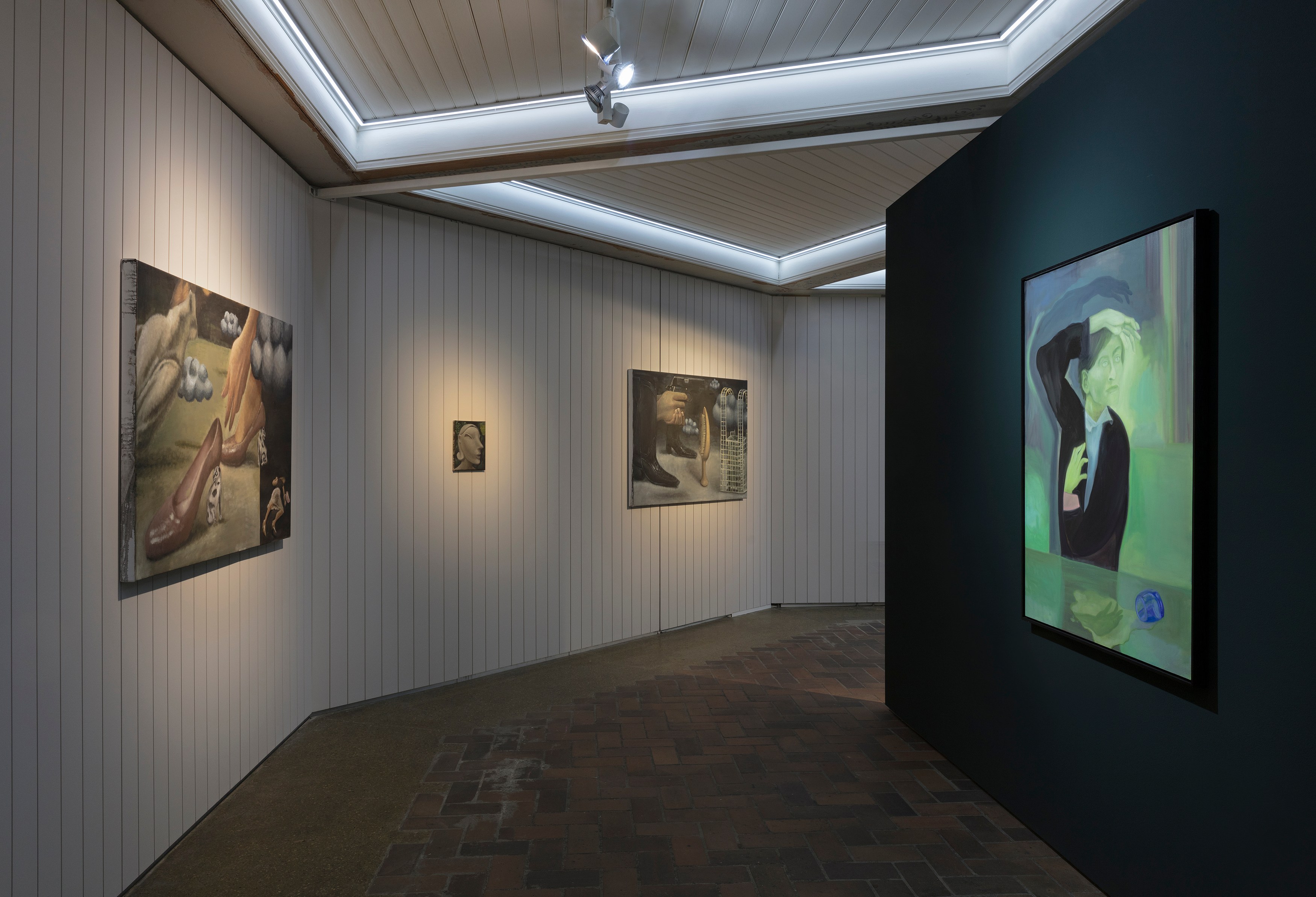 Victor Man, Jill Mulleady, Issy Wood, Claude Mirrors at Schinkel Pavillon, photo 5