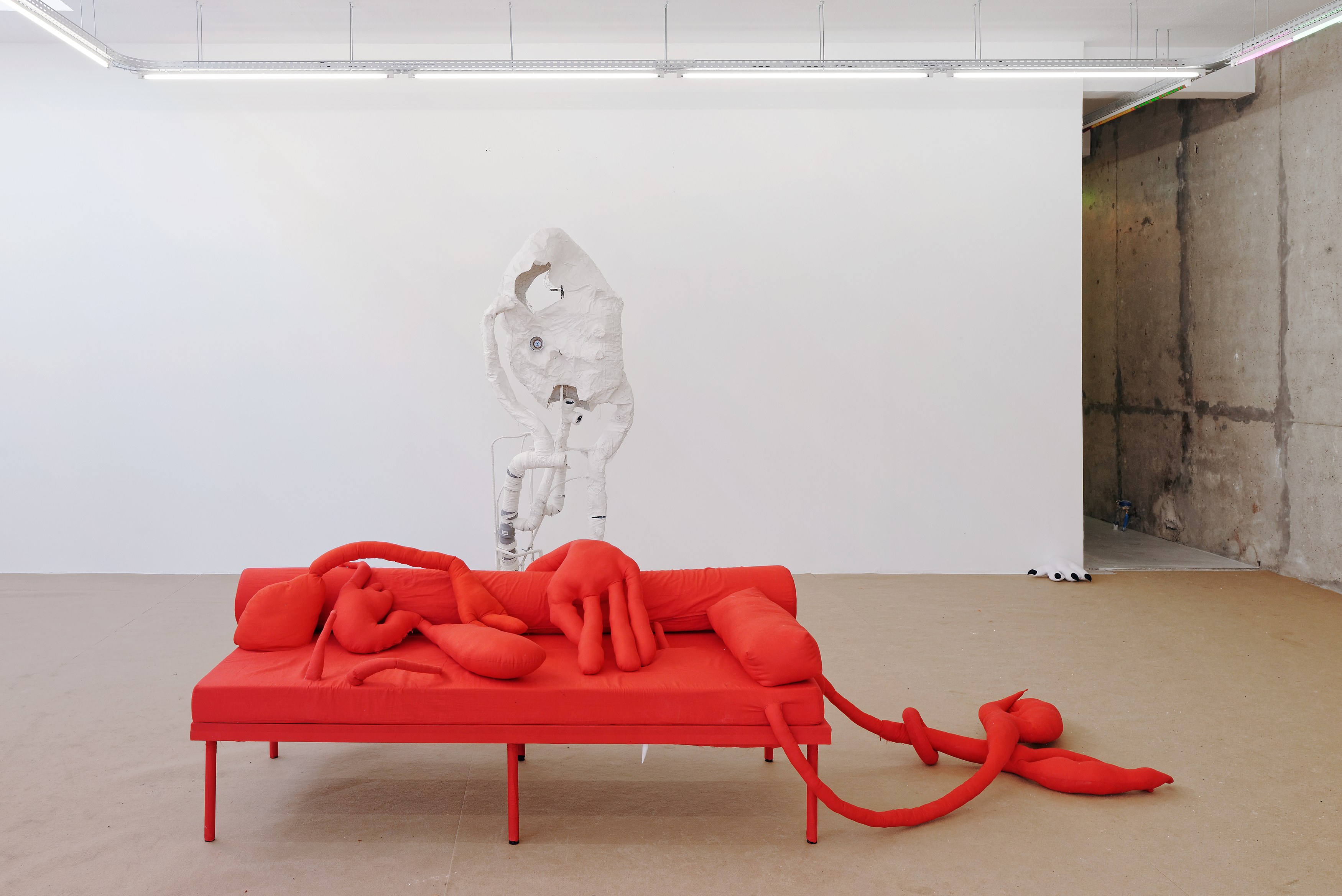 Renaud Jerez, When Tania arrived home at Tragic Venus, CELESTE | data center Marilyn, Champs-sur-Marne, photo 4