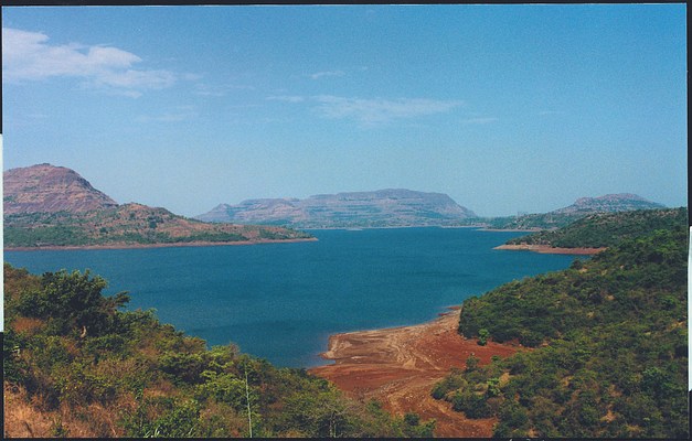 Image 2 of 6