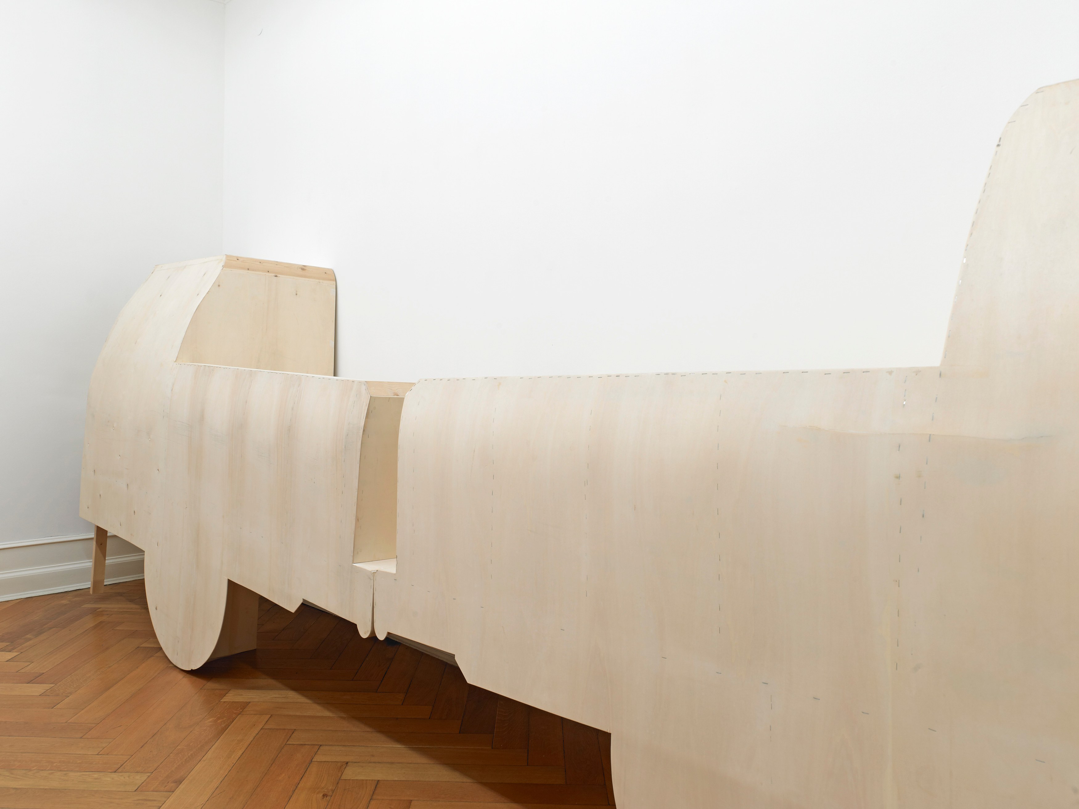 Cosima von Bonin, GRANDVILLE AND THE DECISION AT GRANDVILLE at Galerie Buchholz, Berlin, photo 19