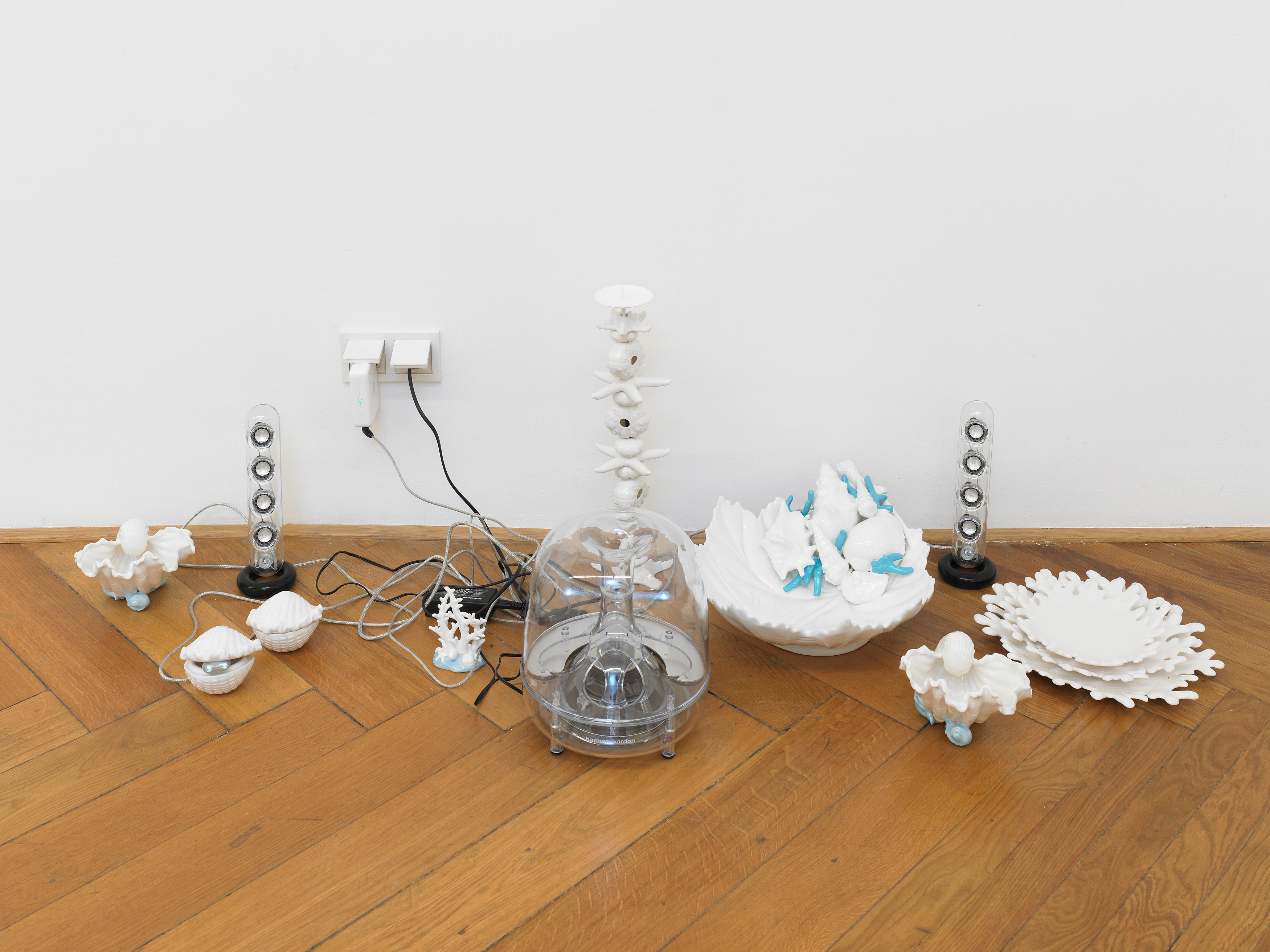 Cosima von Bonin, GRANDVILLE AND THE DECISION AT GRANDVILLE at Galerie Buchholz, Berlin, photo 26