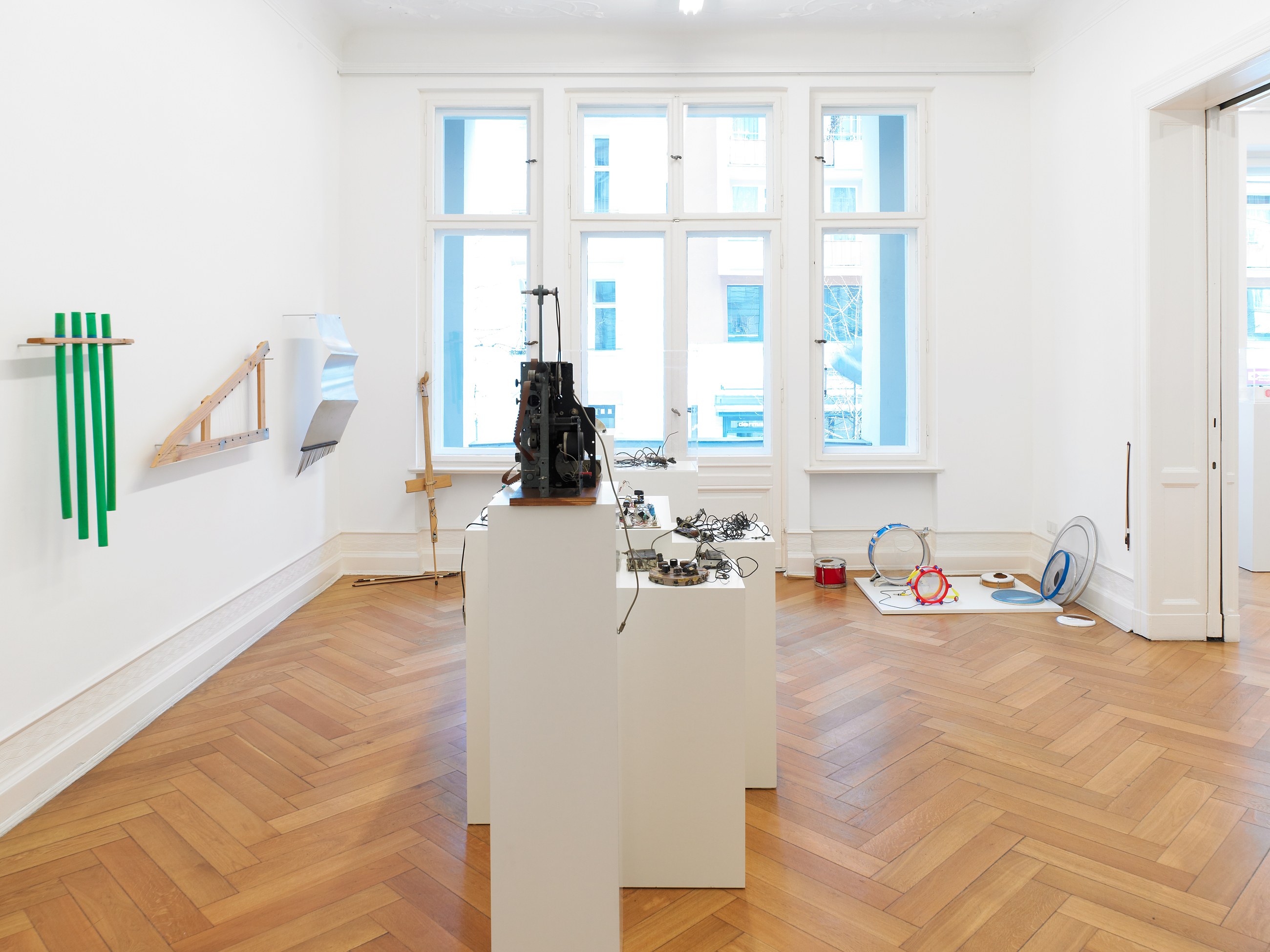 Tony Conrad, Invented Acoustical Tools at Galerie Buchholz, Berlin, photo 25