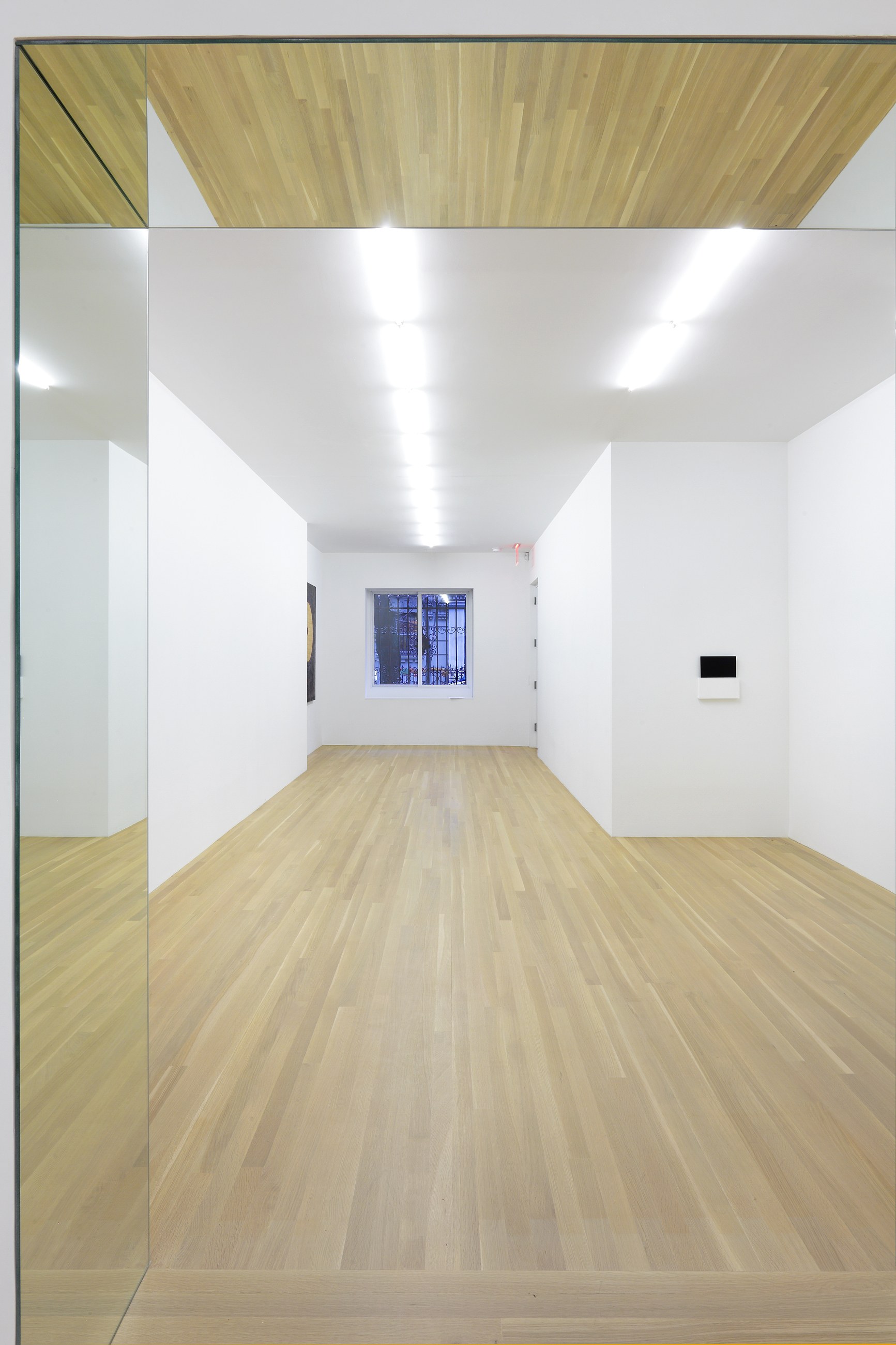 Julie Ault, afterlife at Galerie Buchholz, Berlin, photo 9