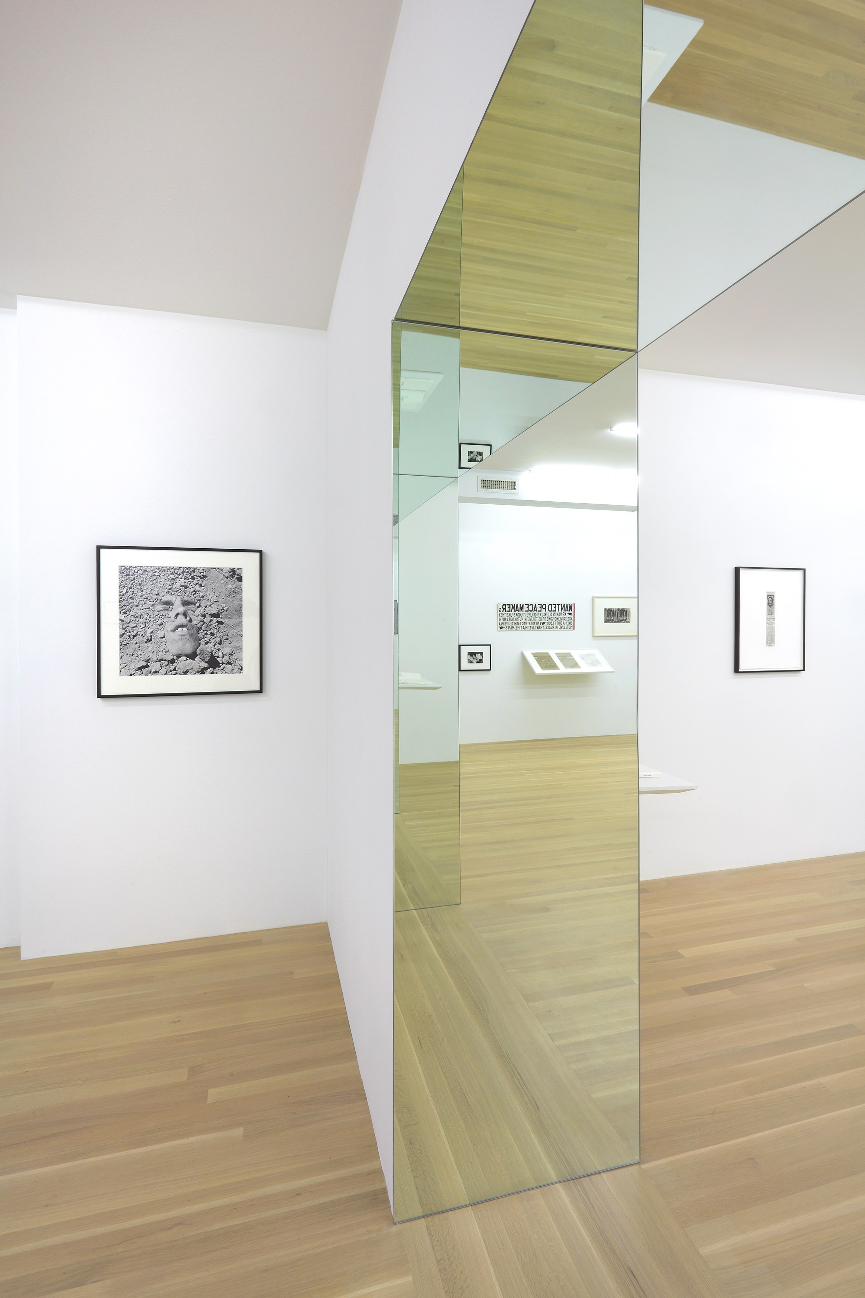 Julie Ault, afterlife at Galerie Buchholz, Berlin, photo 53