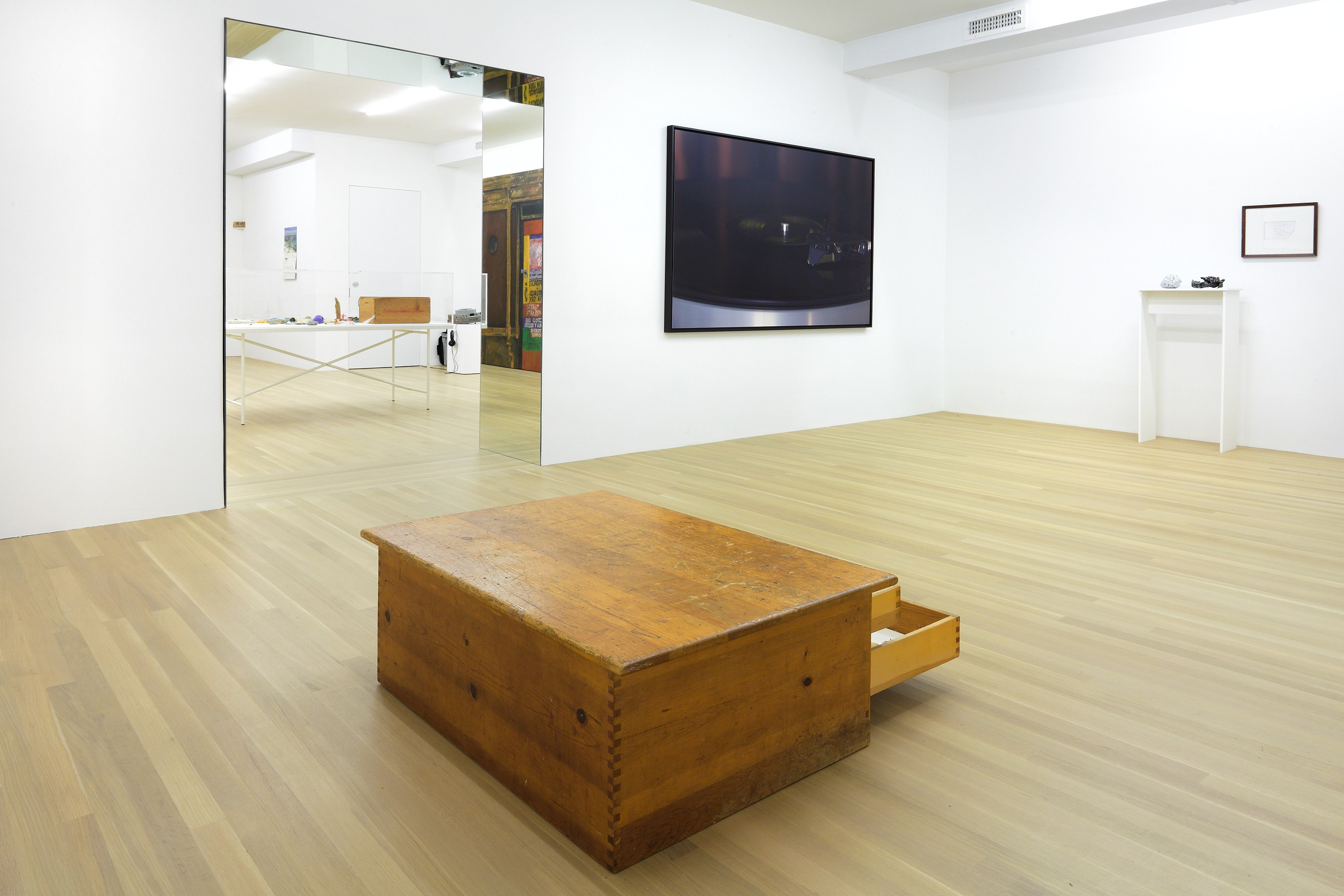 Julie Ault, afterlife at Galerie Buchholz, Berlin, photo 61