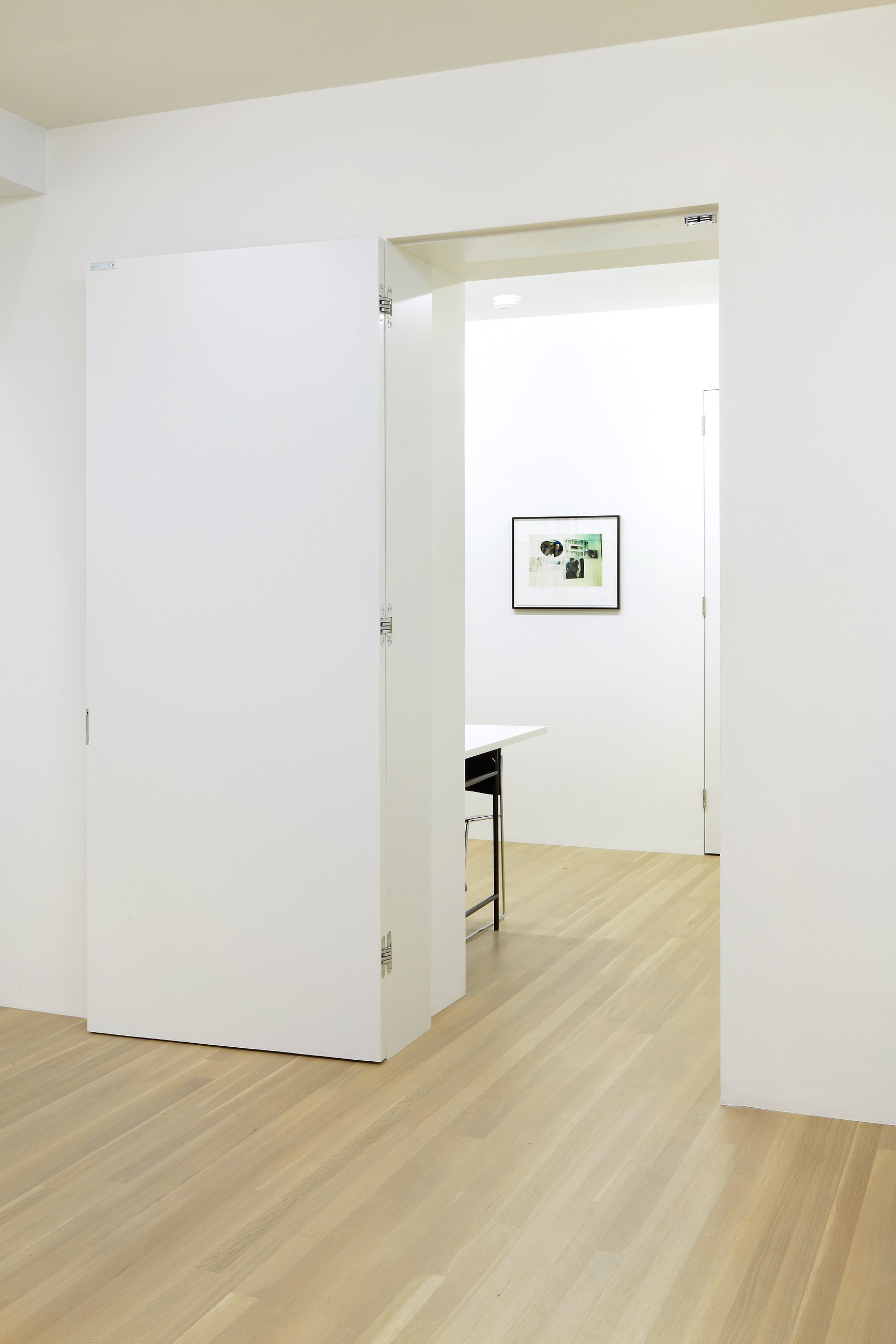 Julie Ault, afterlife at Galerie Buchholz, Berlin, photo 69