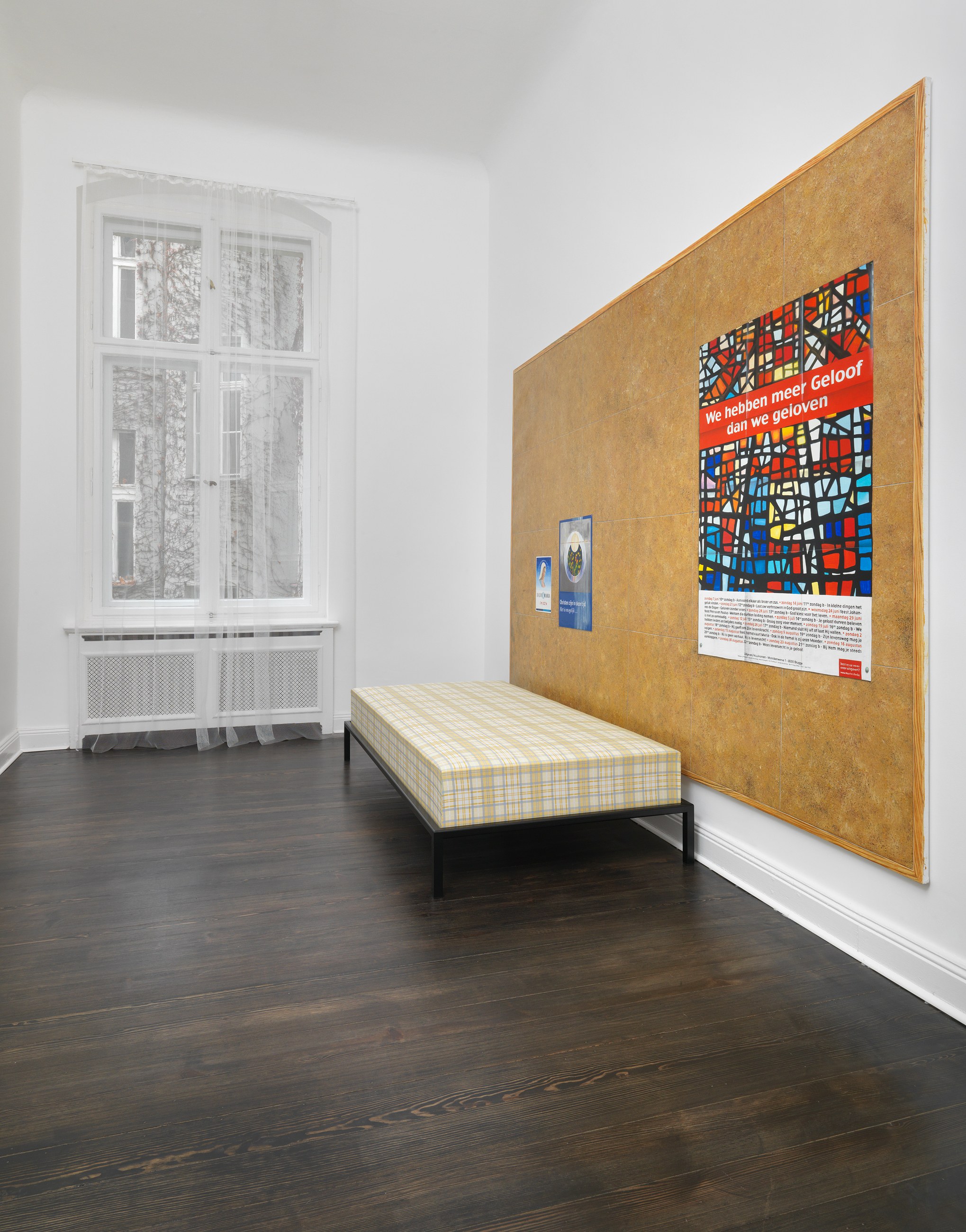 Lucy McKenzie, Inspired by an Atlas of Leprosy at Galerie Buchholz, Berlin, photo 32