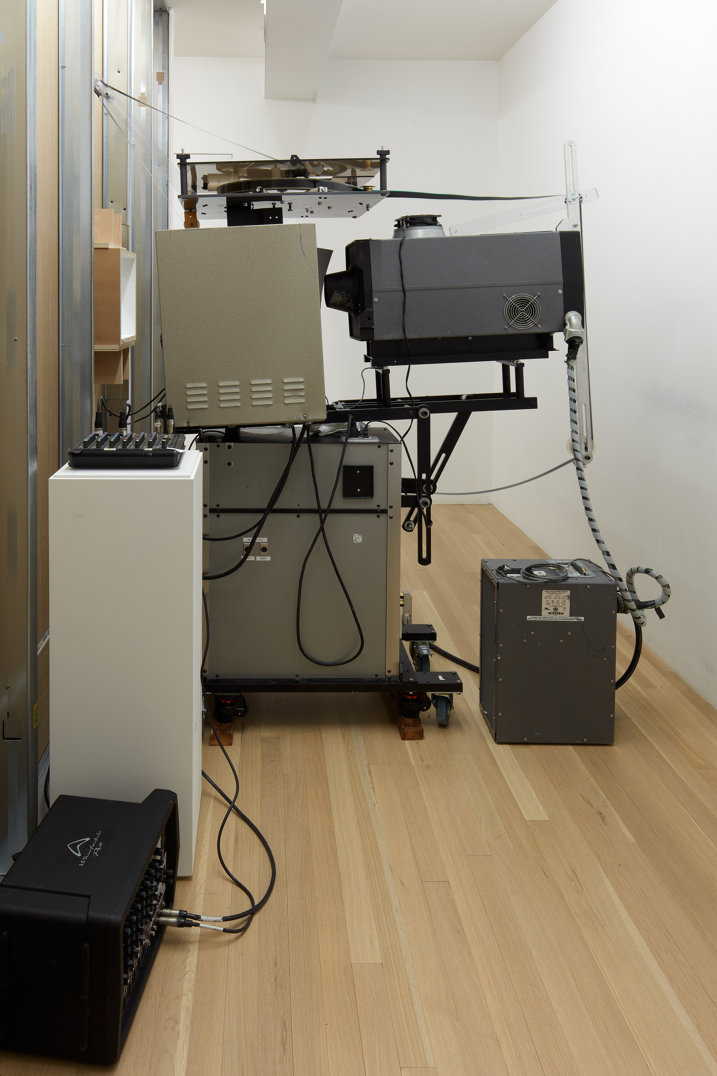 Mathias Poledna, Substance at Galerie Buchholz, Berlin, photo 11