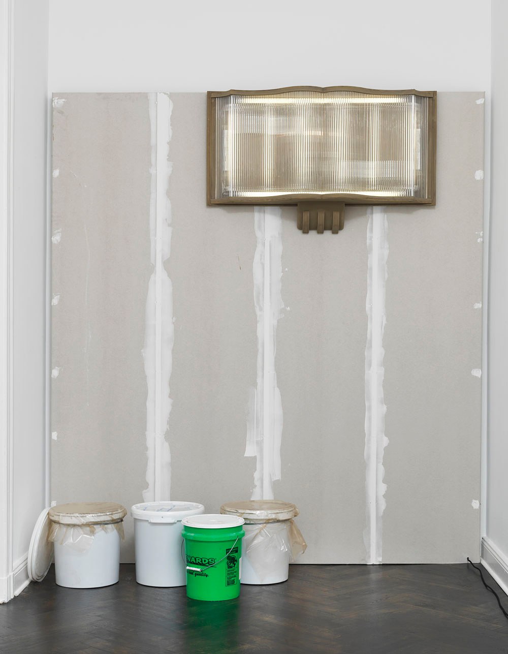 Sam Lewitt, FILLER at Galerie Buchholz, Berlin, photo 2