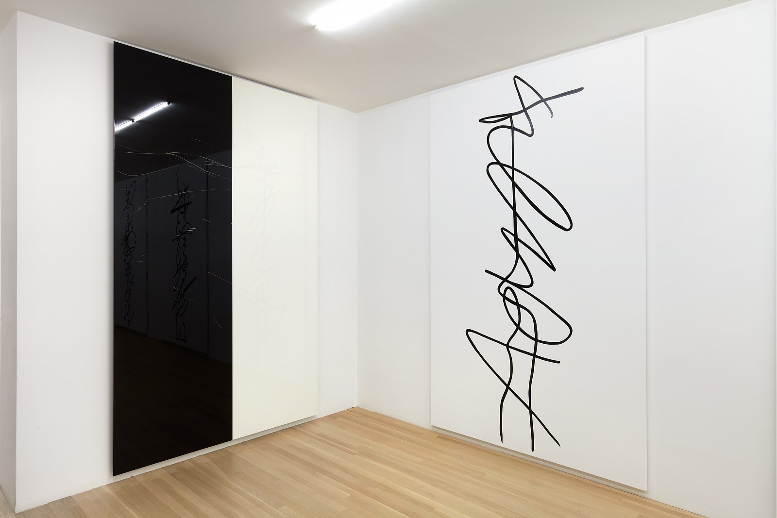 Eliza Douglas, Anne Imhof, Untitled at Galerie Buchholz, Berlin, photo 8
