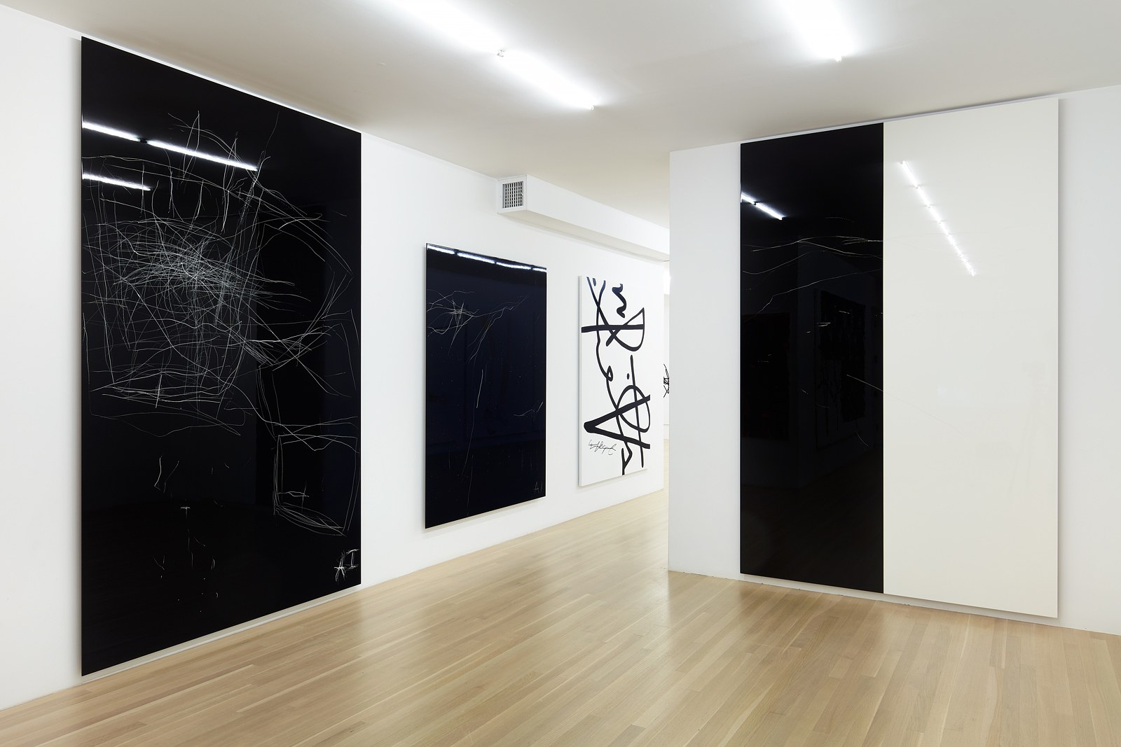 Eliza Douglas, Anne Imhof, Untitled at Galerie Buchholz, Berlin, photo 15