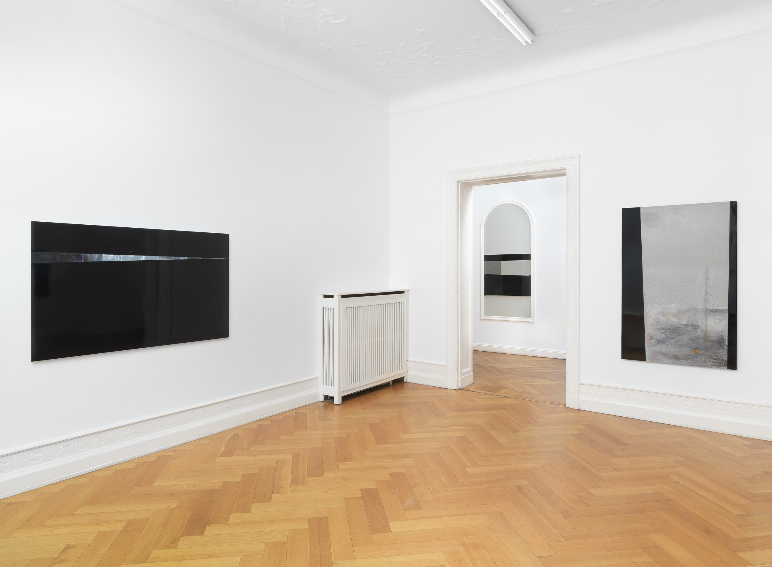 R. H. Quaytman, An Evening, Chapter 32 at Galerie Buchholz, Berlin, photo 6
