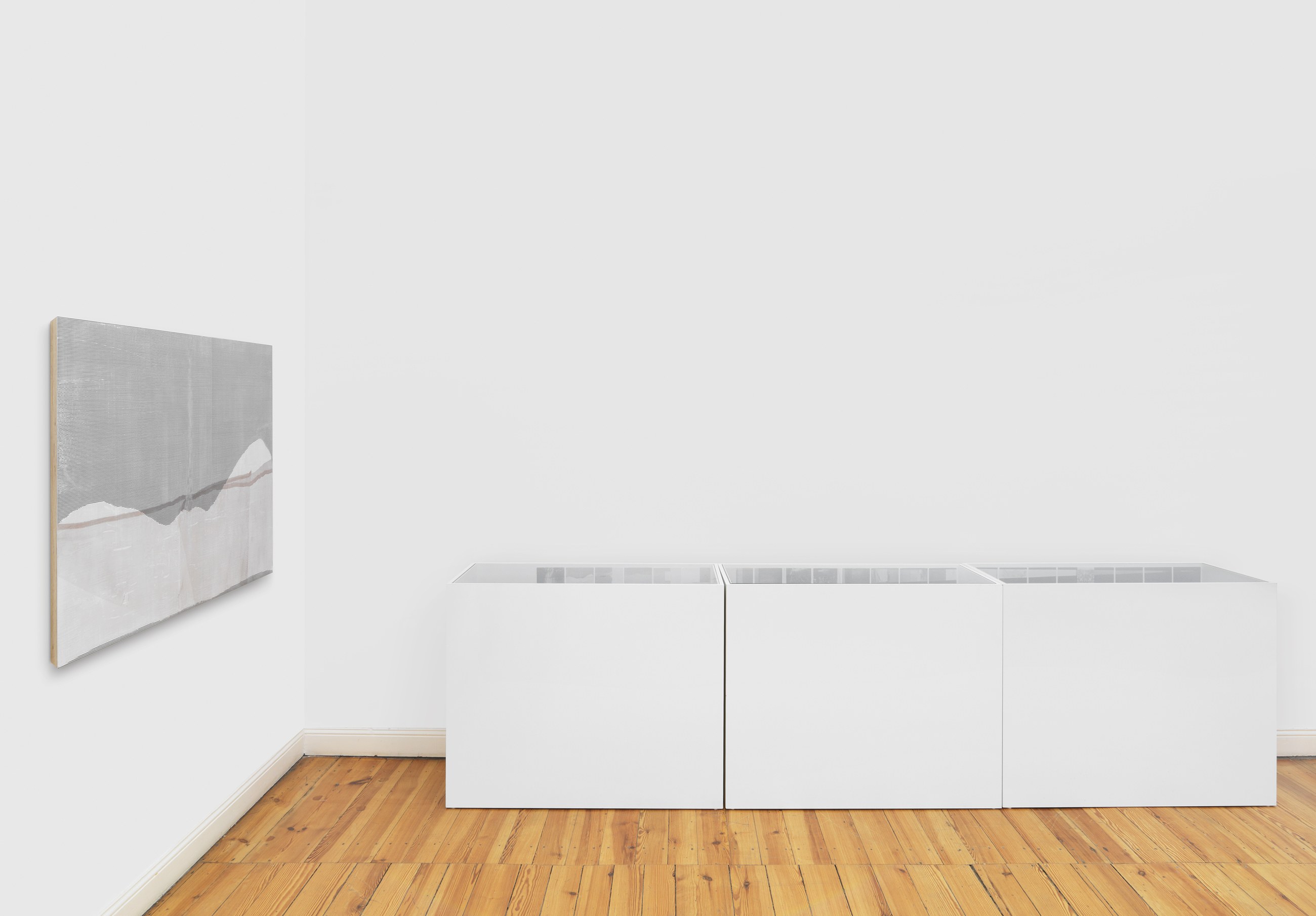 R. H. Quaytman, An Evening, Chapter 32 at Galerie Buchholz, Berlin, photo 23