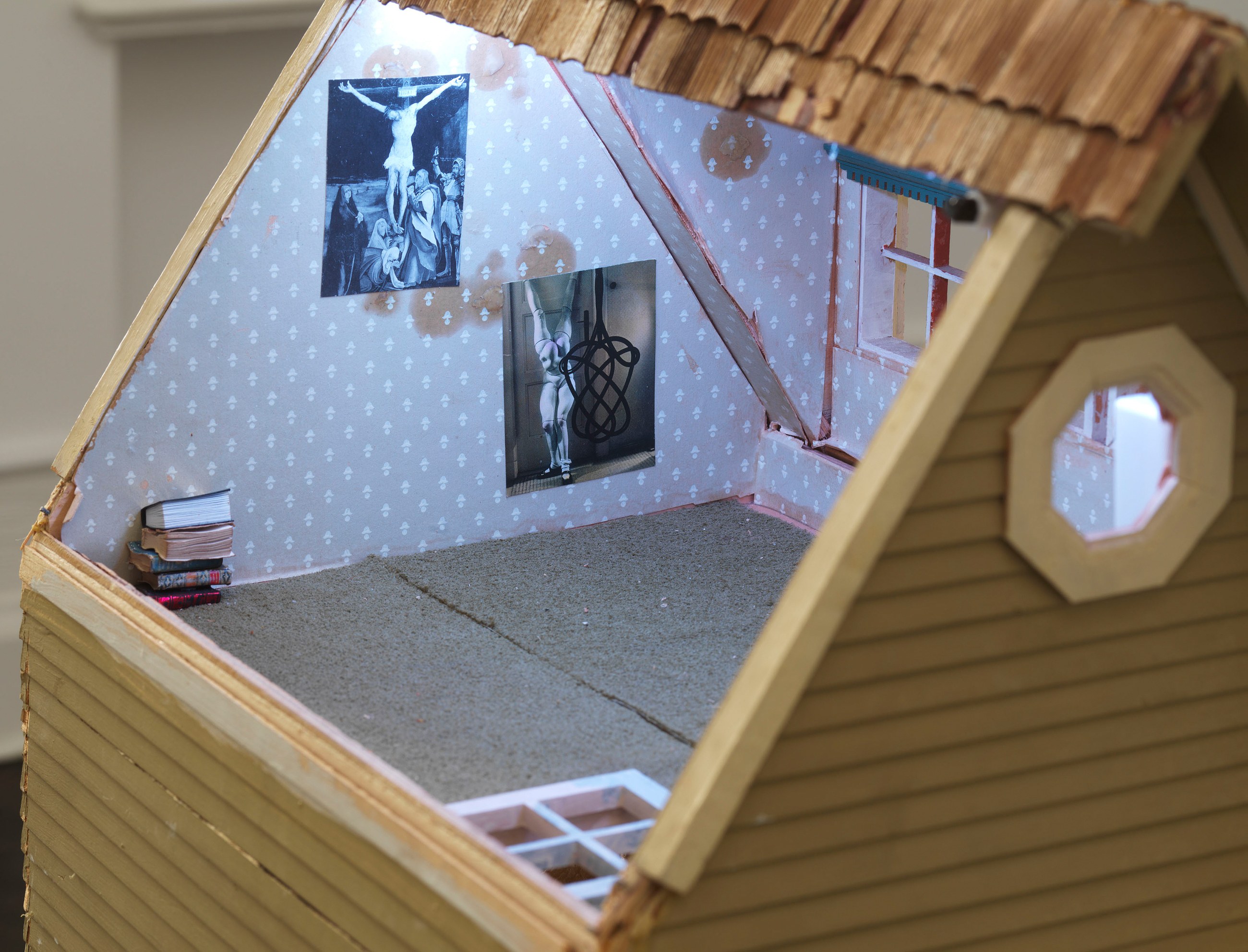Richard Hawkins, To the House of Shibusawa at Galerie Buchholz, Berlin, photo 21