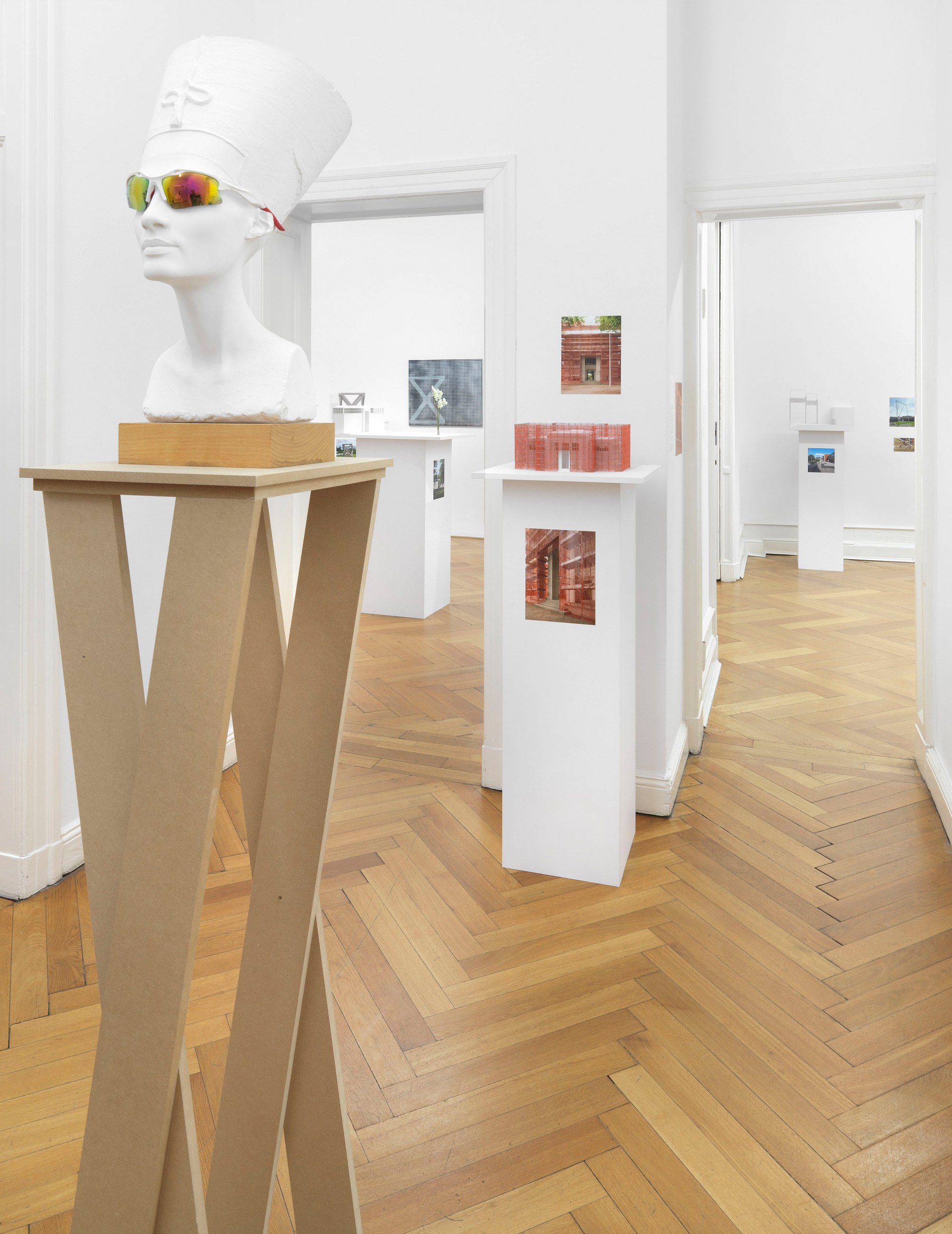 Isa Genzken, Projects for Outside at Galerie Buchholz, Berlin, photo 5