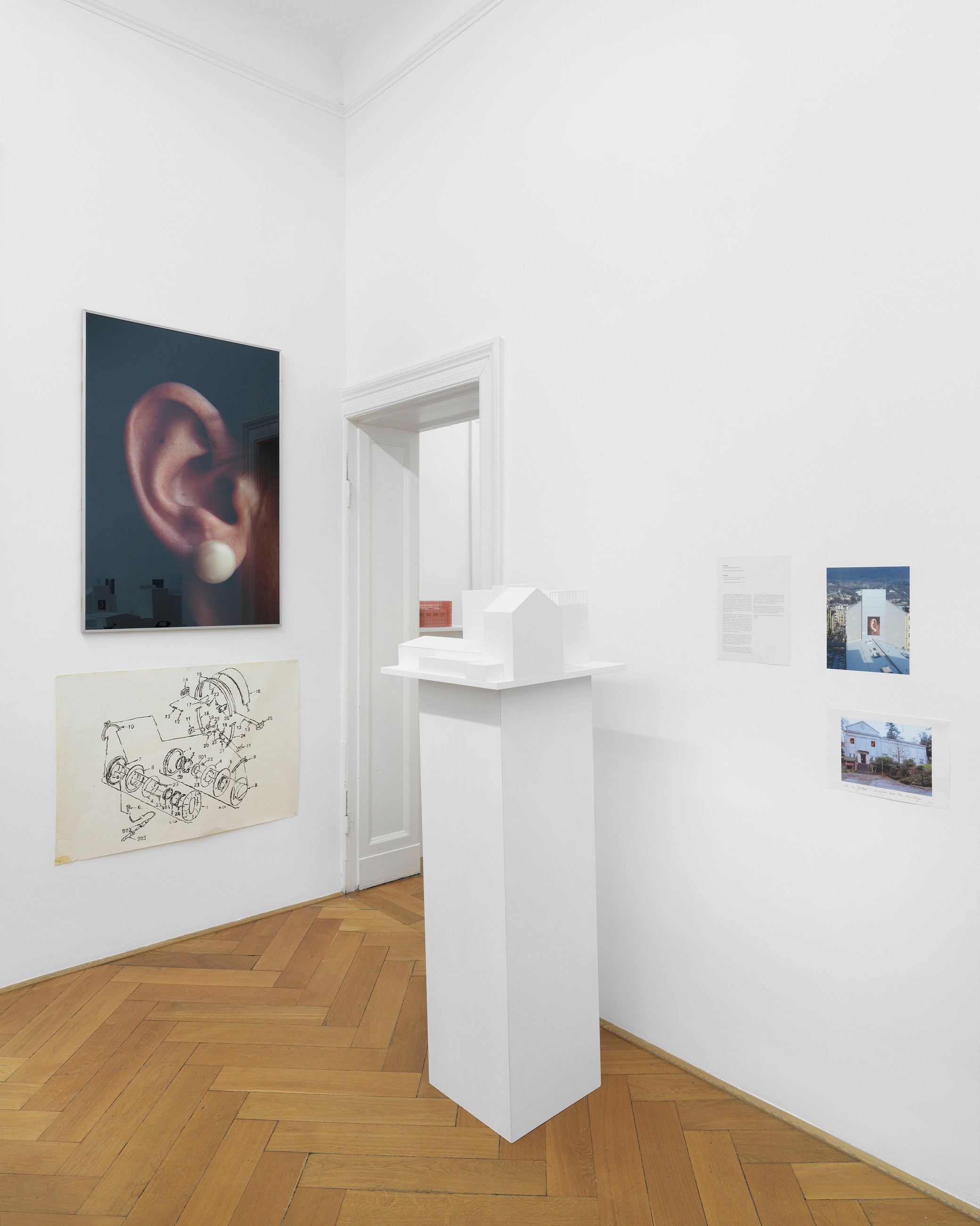 Isa Genzken, Projects for Outside at Galerie Buchholz, Berlin, photo 46