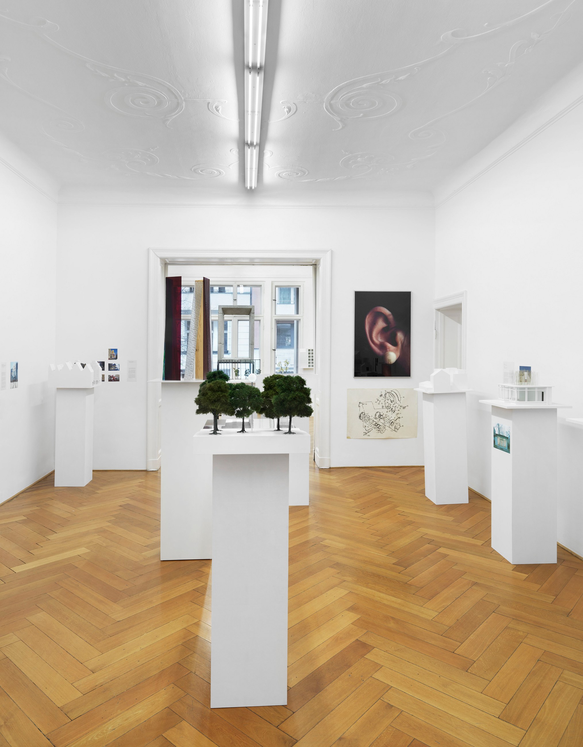 Isa Genzken, Projects for Outside at Galerie Buchholz, Berlin, photo 71