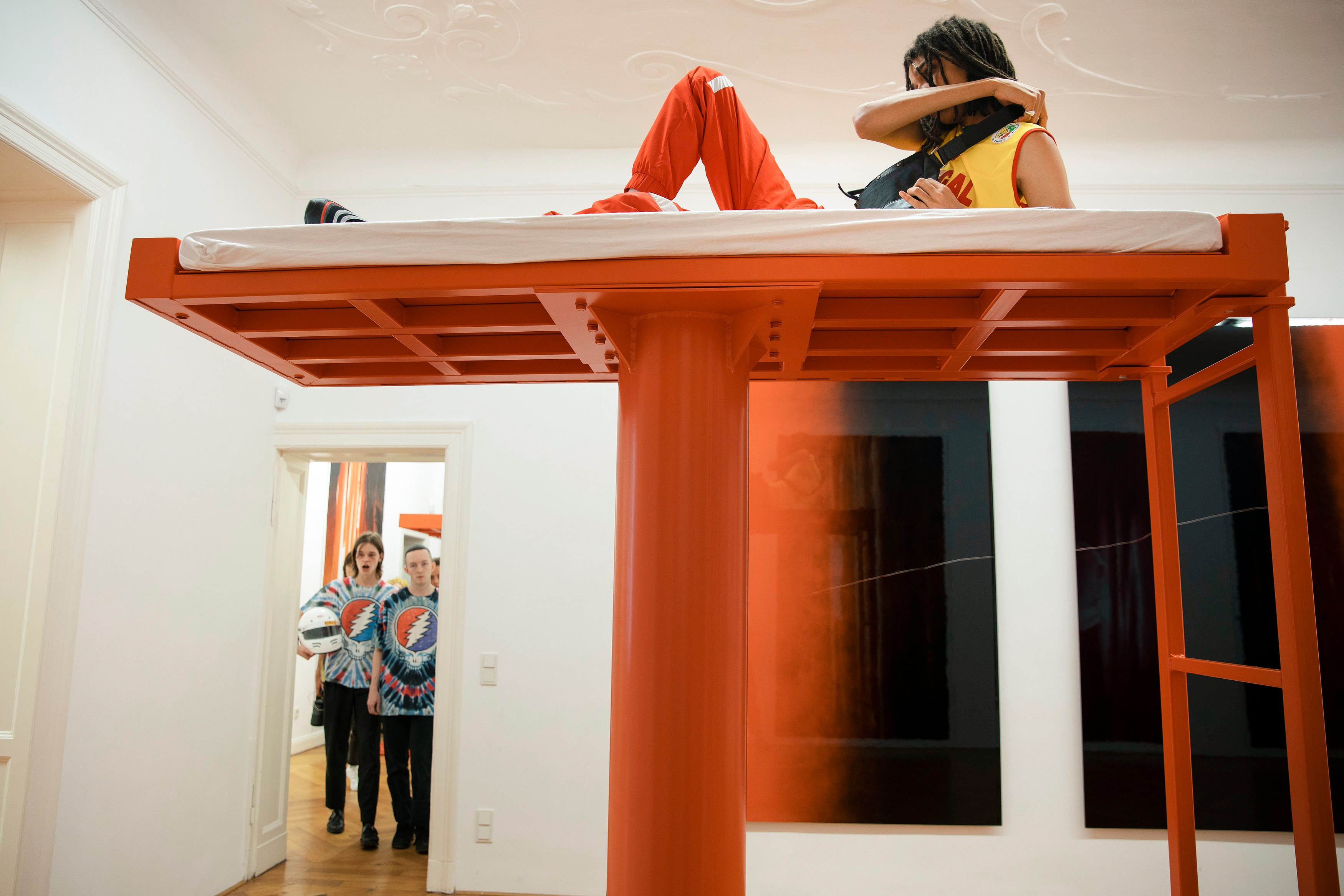 Anne Imhof, Imagine at Galerie Buchholz, Berlin, photo 38