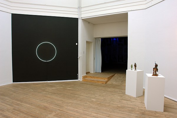 Image 9 of 28