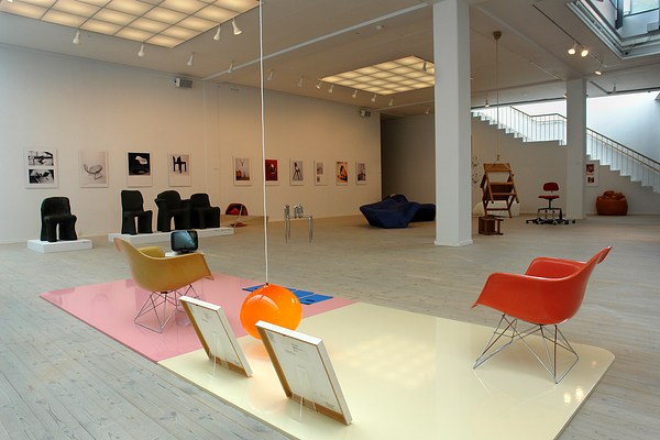 Image 6 of 32