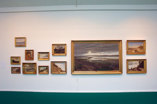 Image 11 of 39