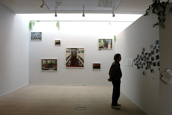 Image 4 of 35