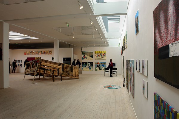 Image 11 of 35