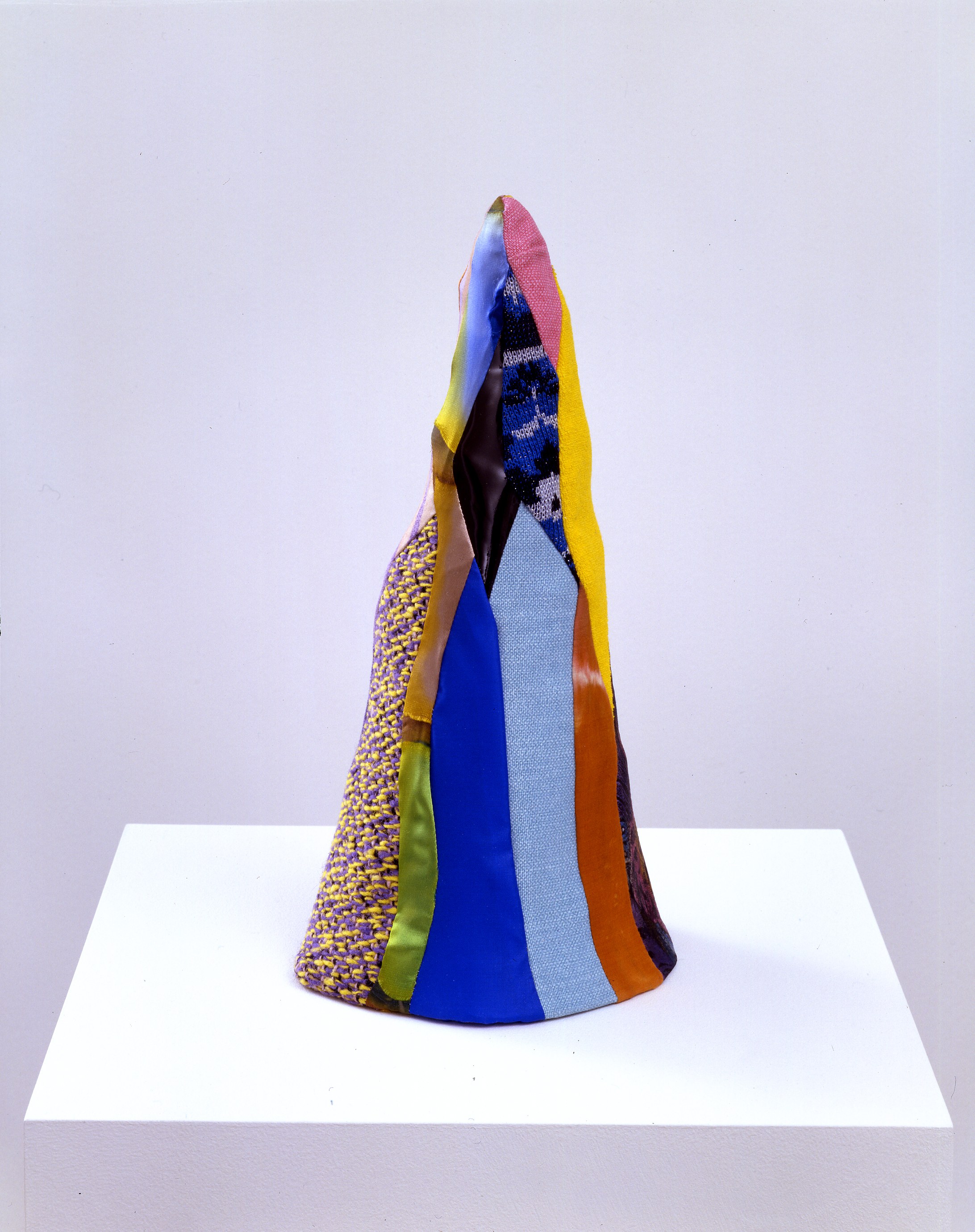Alexandra Bircken, Mari Eastman, Maaike Schoorel, Untitled at Studio M, photo 3