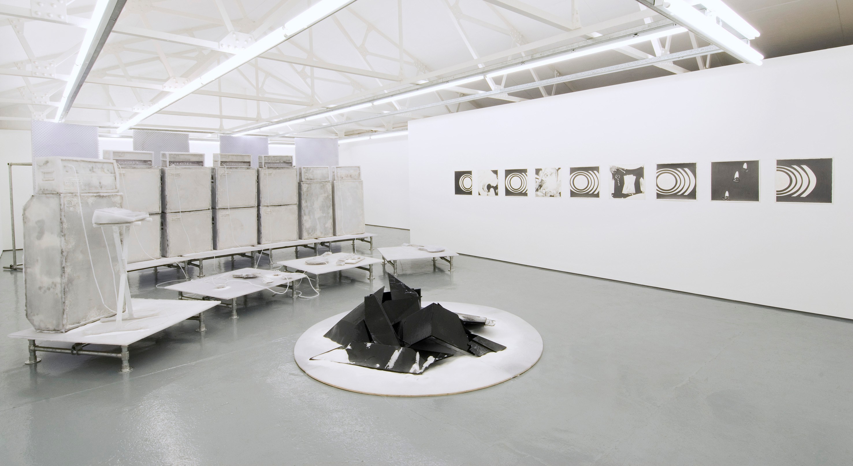 Banks Violette, Untitled at Studio M, photo 2