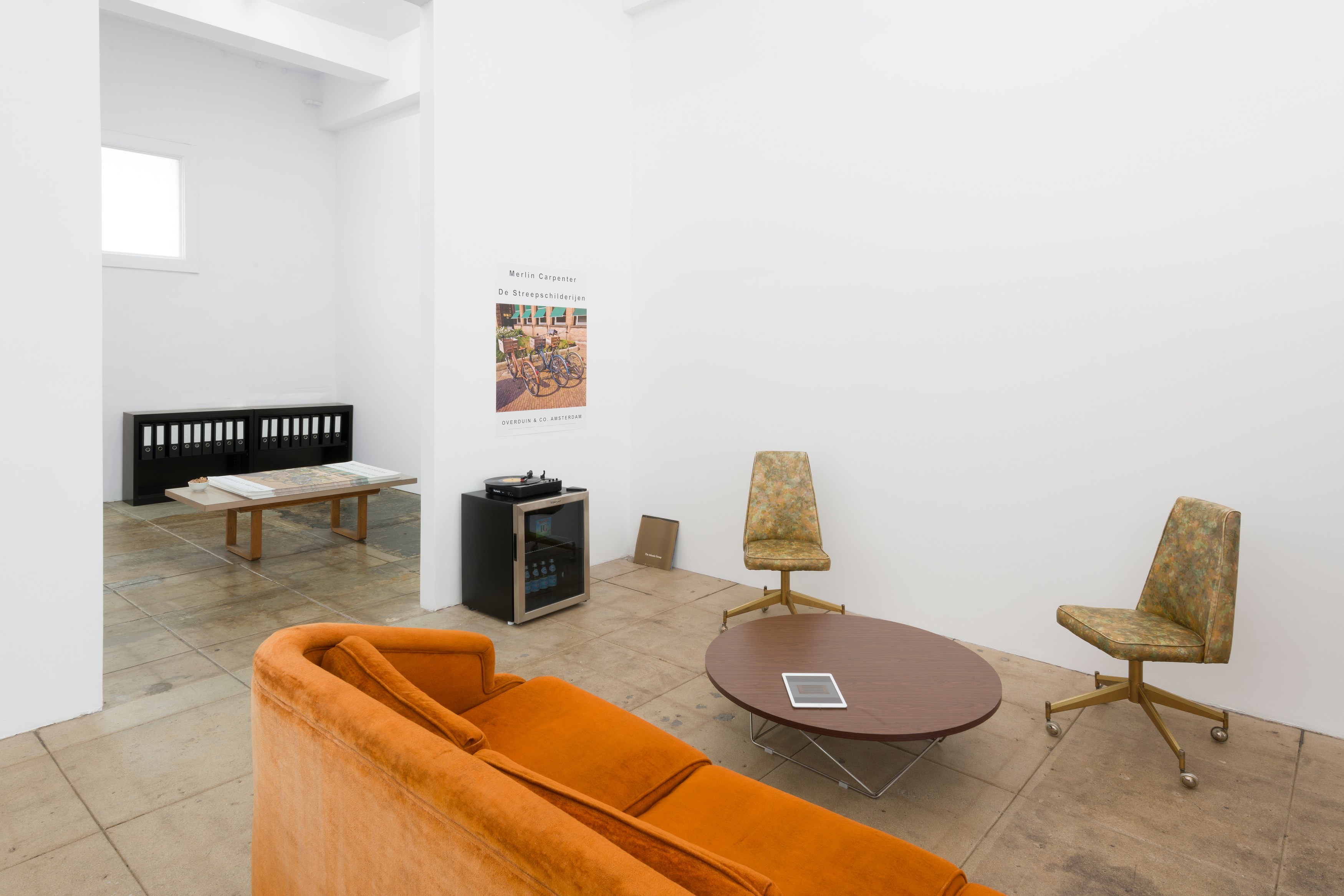 Merlin Carpenter, De Streepschilderijen at Overduin and Kite, photo 8
