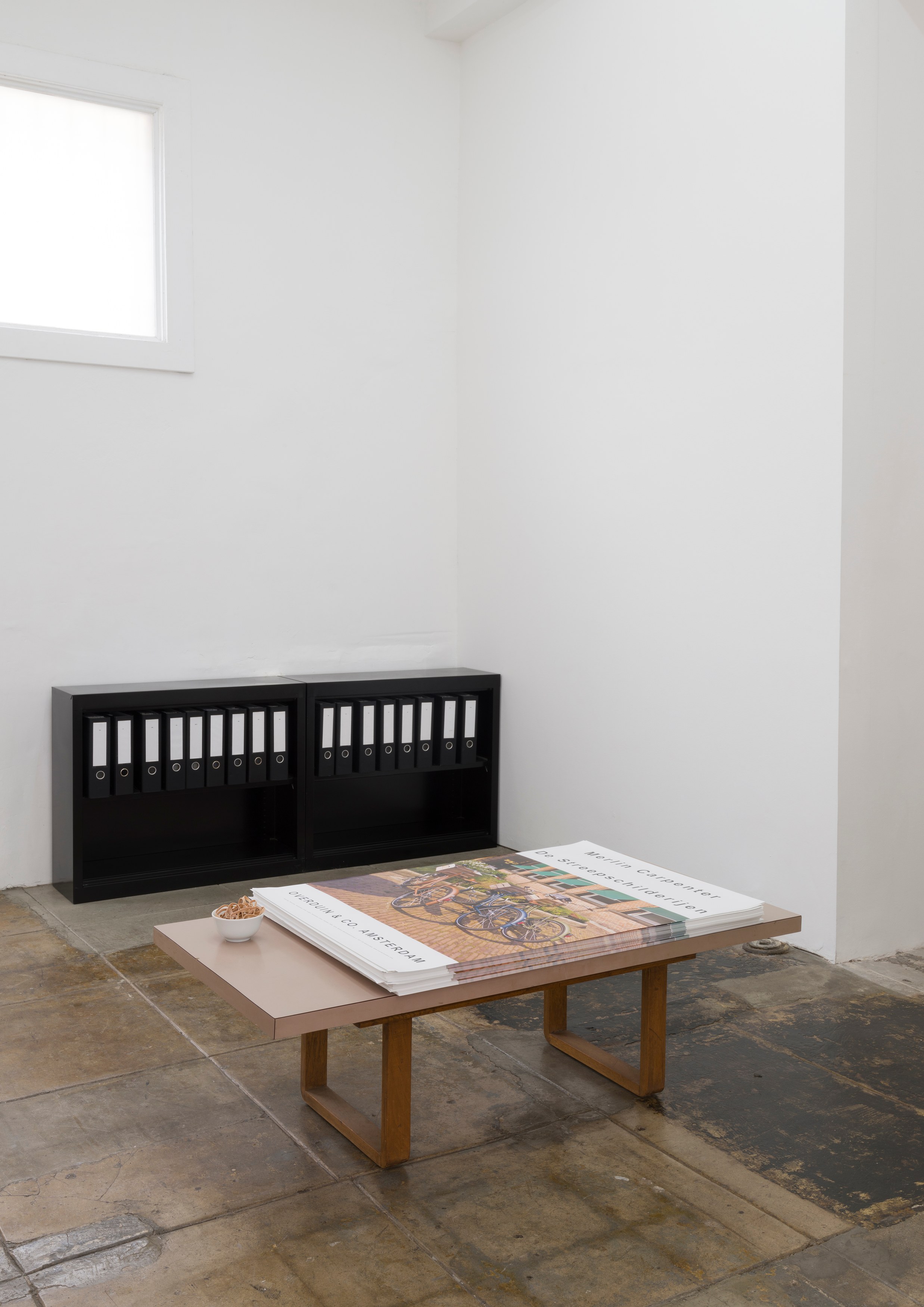 Merlin Carpenter, De Streepschilderijen at Overduin and Kite, photo 10