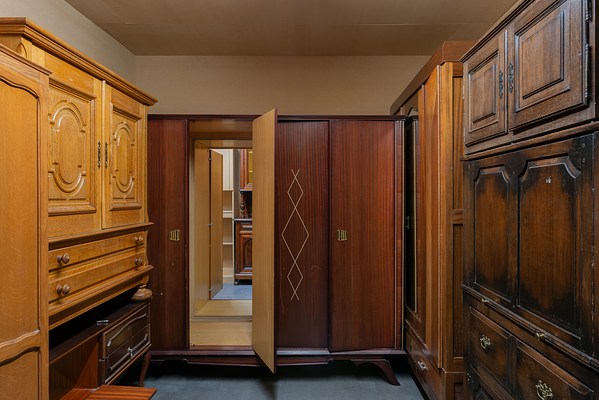 Image 11 of 11