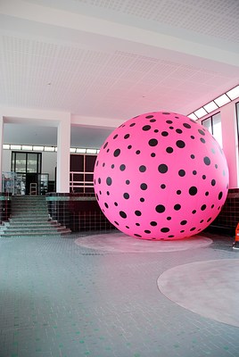 Image 3 of 9