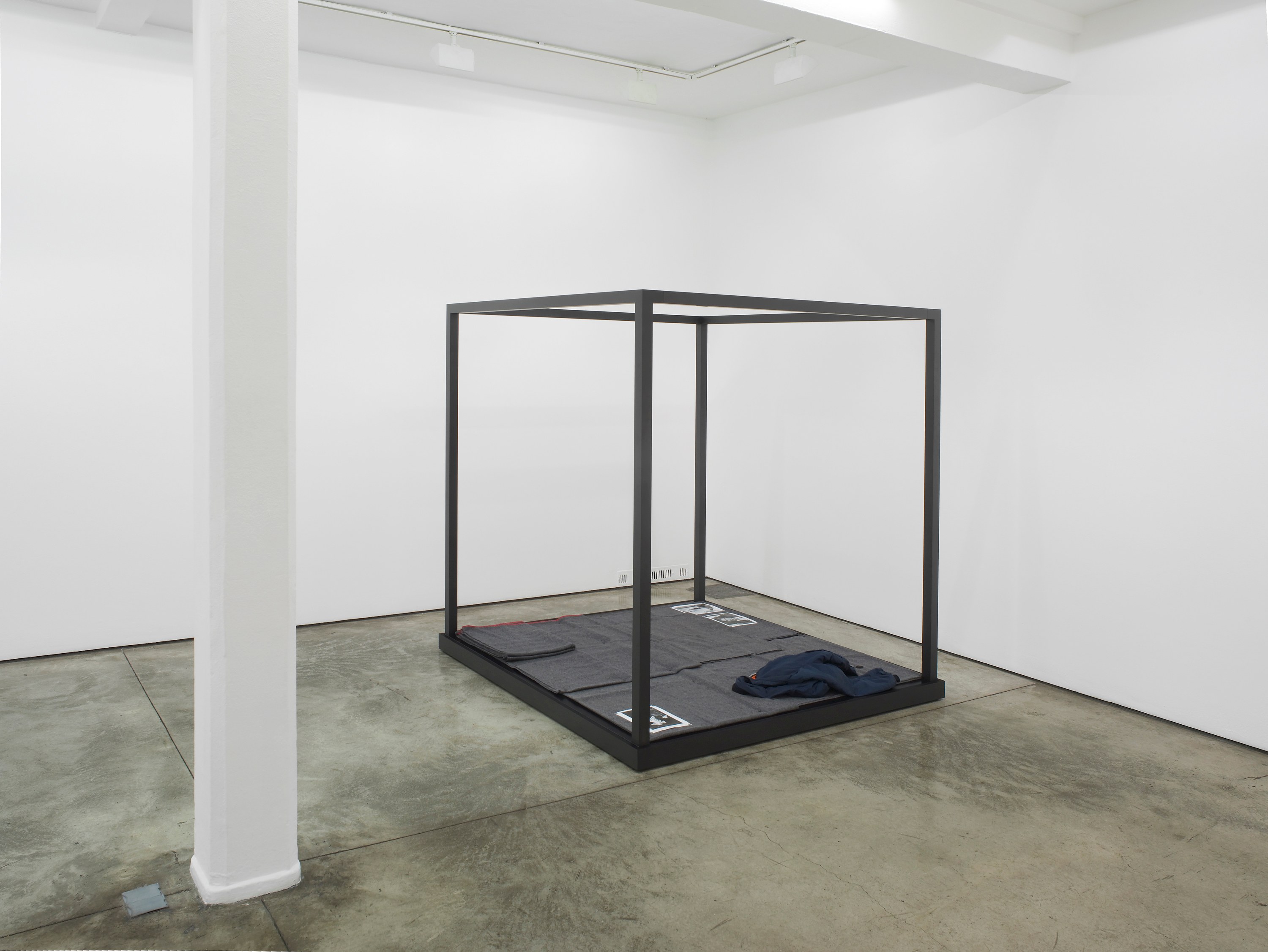 Tom Burr, Stages at Studio M, photo 8