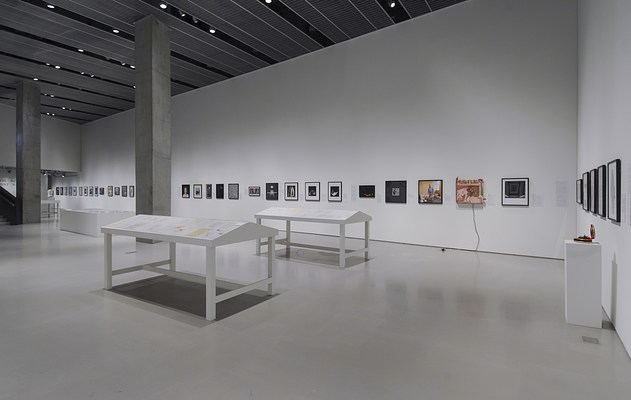 Robert Mapplethorpe Exhibition curated by Anthony Vaccarello at