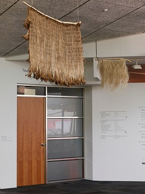 Image 4 of 7