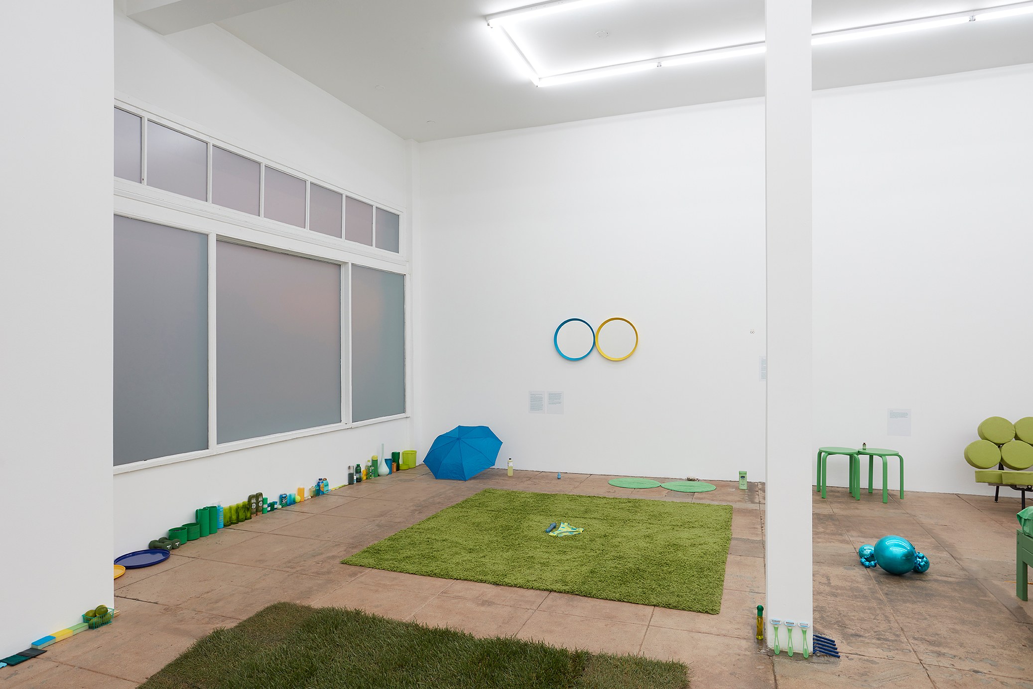 Puppies Puppies (Jade Guanaro Kuriki-Olivo), Green (Ghosts) at Overduin and Kite, photo 12