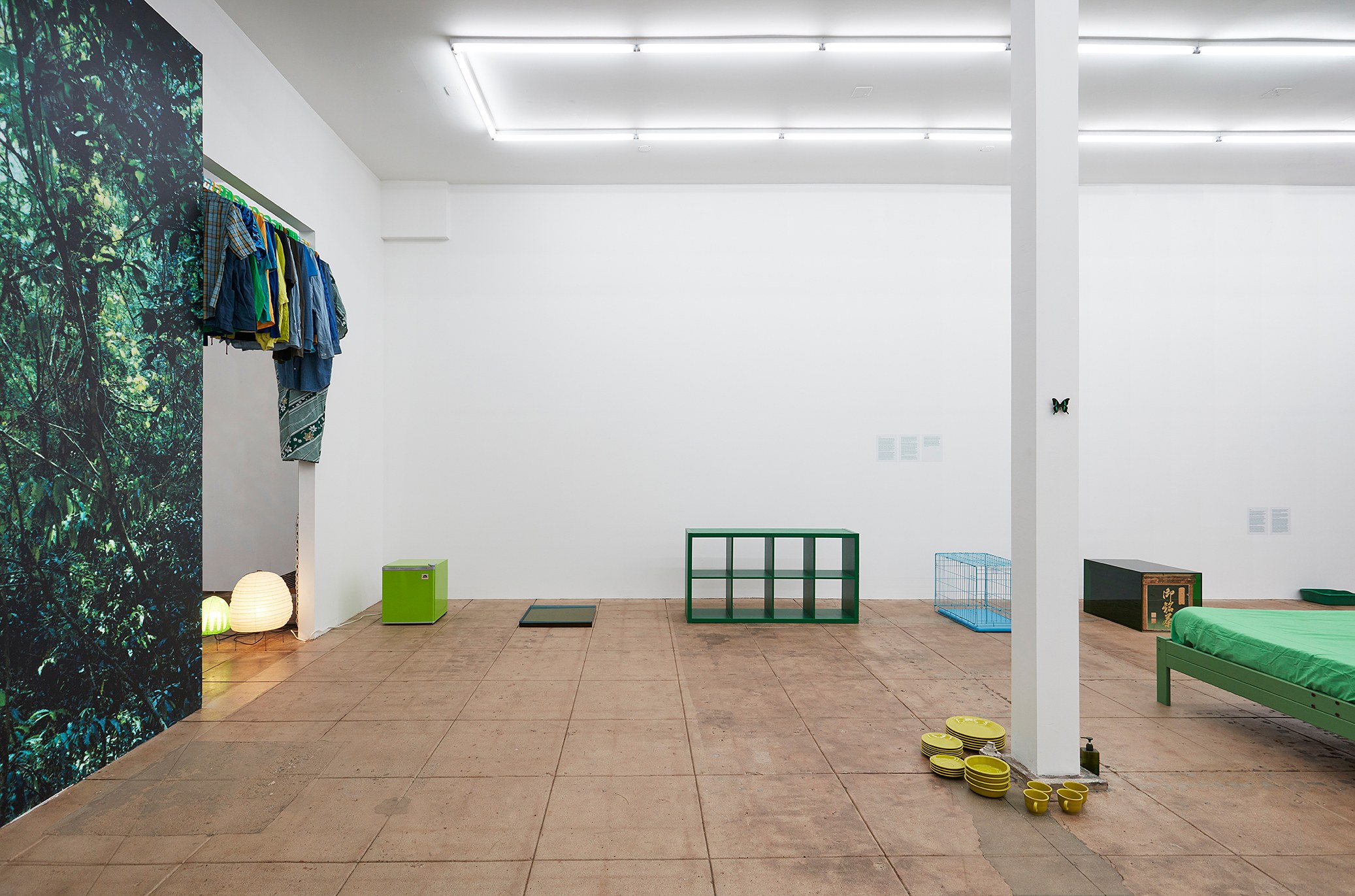 Puppies Puppies (Jade Guanaro Kuriki-Olivo), Green (Ghosts) at Overduin and Kite, photo 20