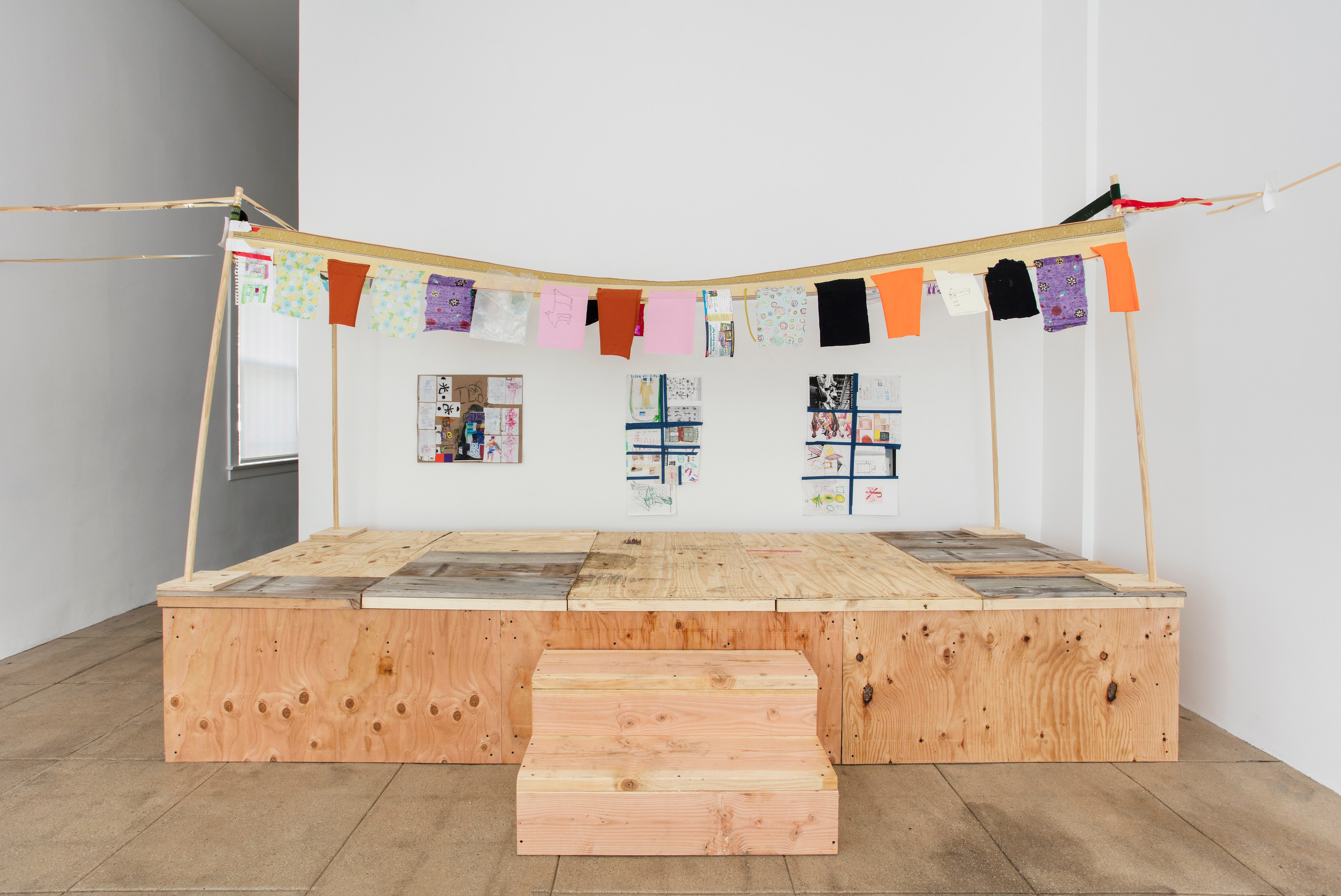 Susan Cianciolo, RUN 12: God is a Jacket at Overduin and Kite, photo 2