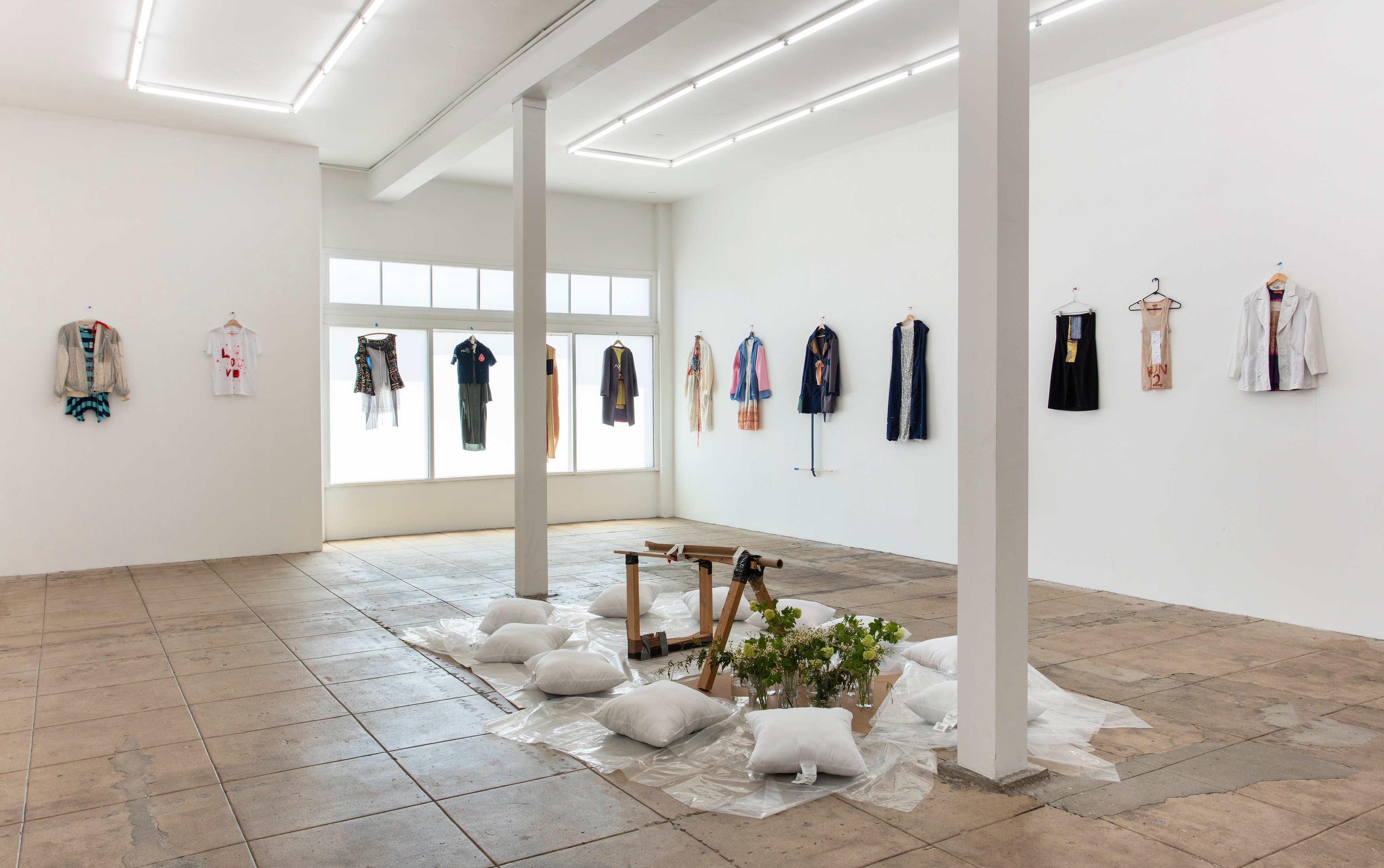 Susan Cianciolo, RUN 12: God is a Jacket at Overduin and Kite, photo 26